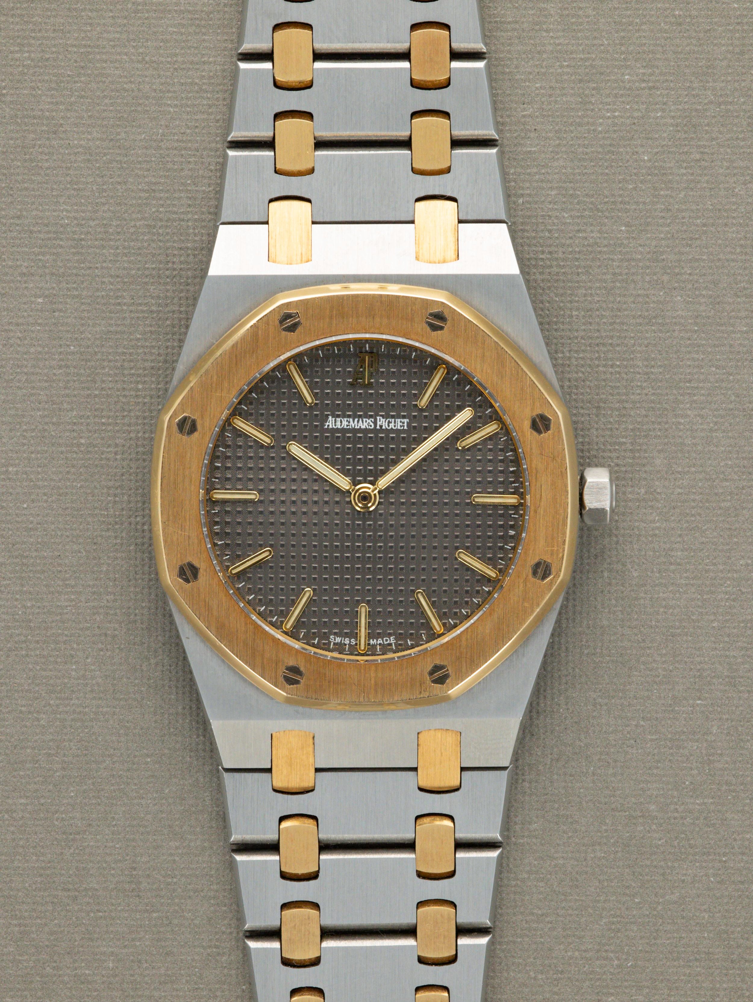 Audemars Piguet Royal Oak Ref. 56303 SA - Full Set