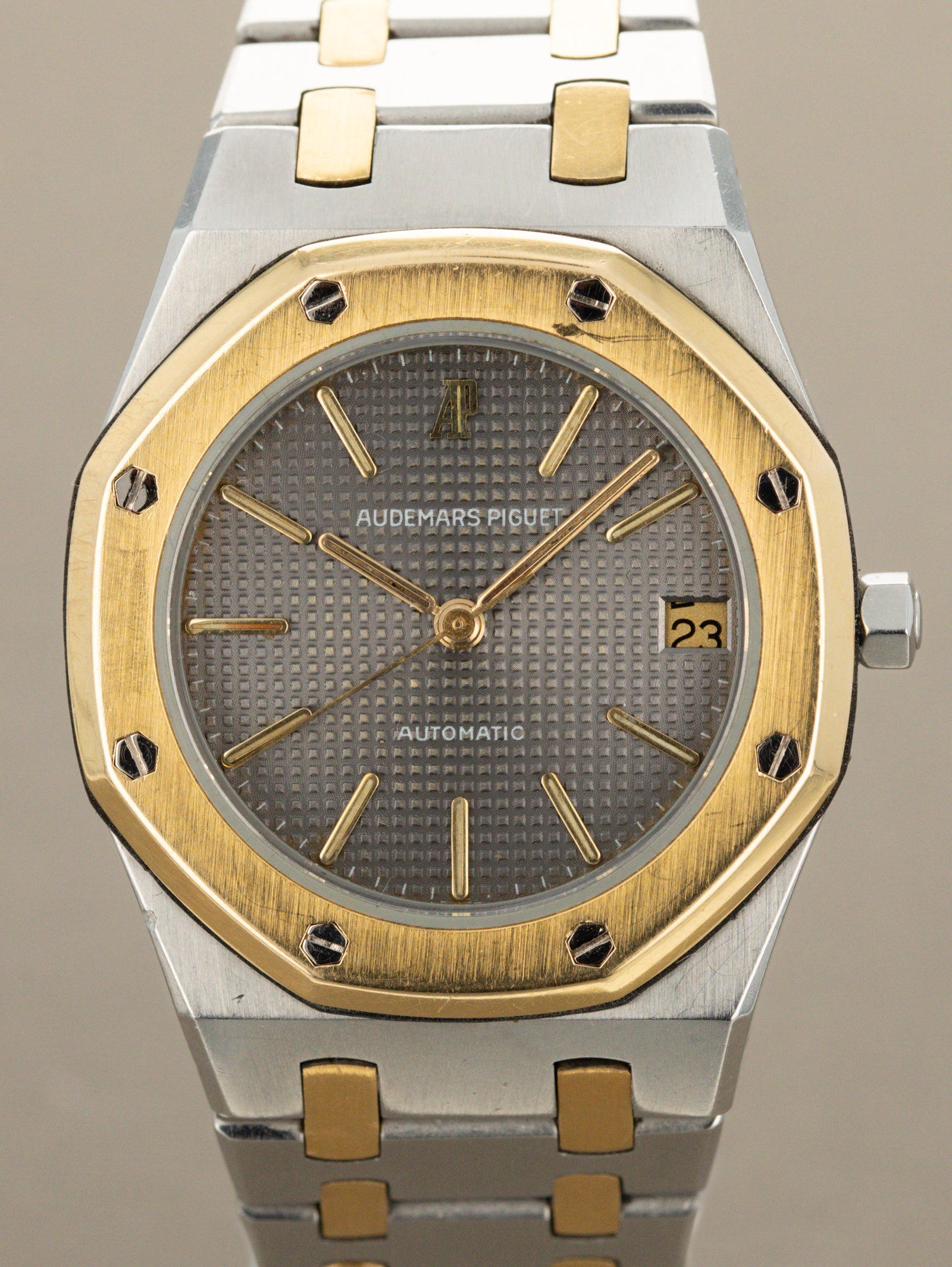 Audemars Piguet Royal Oak Ref. 4100SA 'Midsize' - Grey 'Tapisserie' Dial