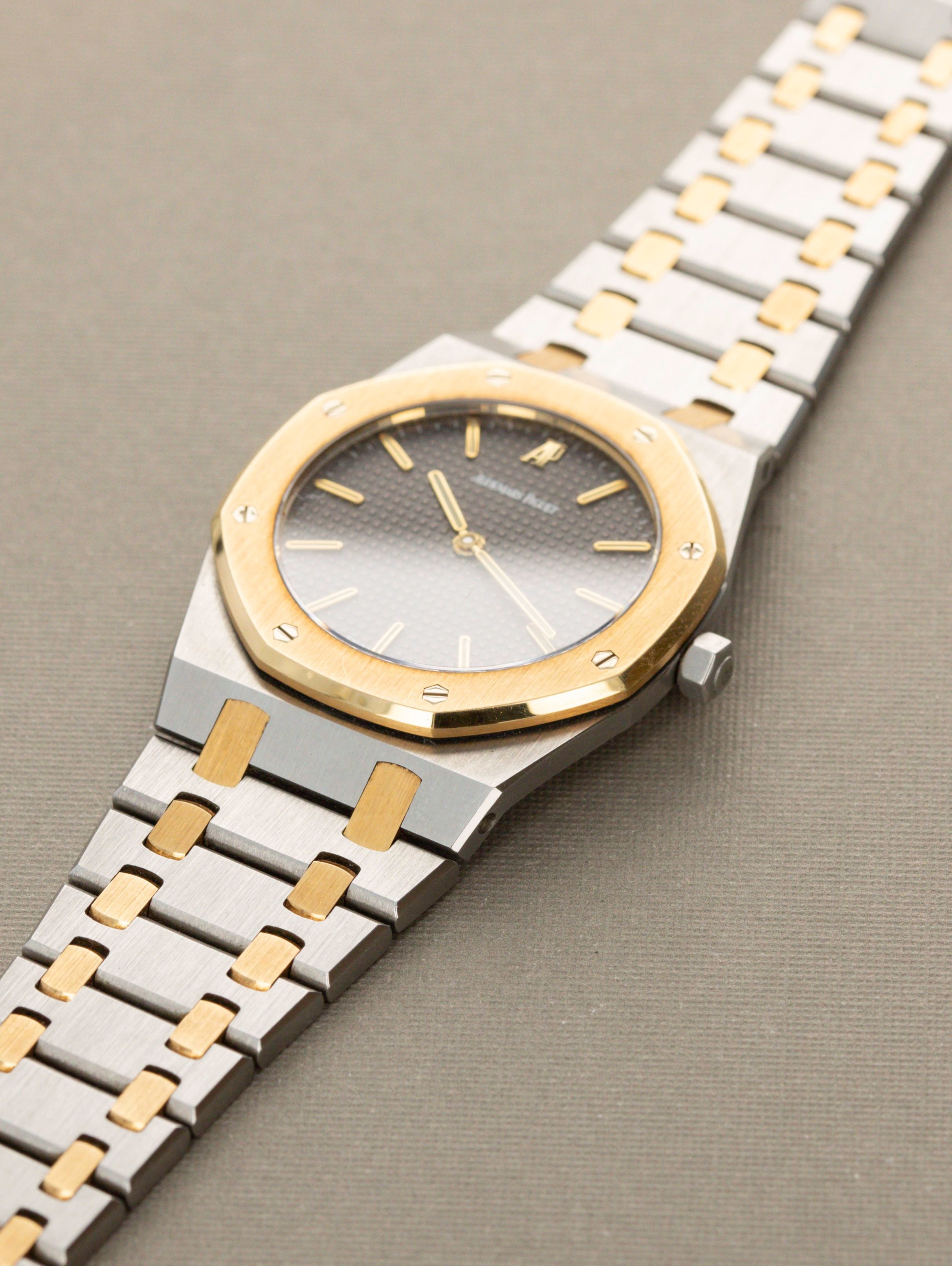 Audemars Piguet Royal Oak Ref. 56303 SA - Full Set