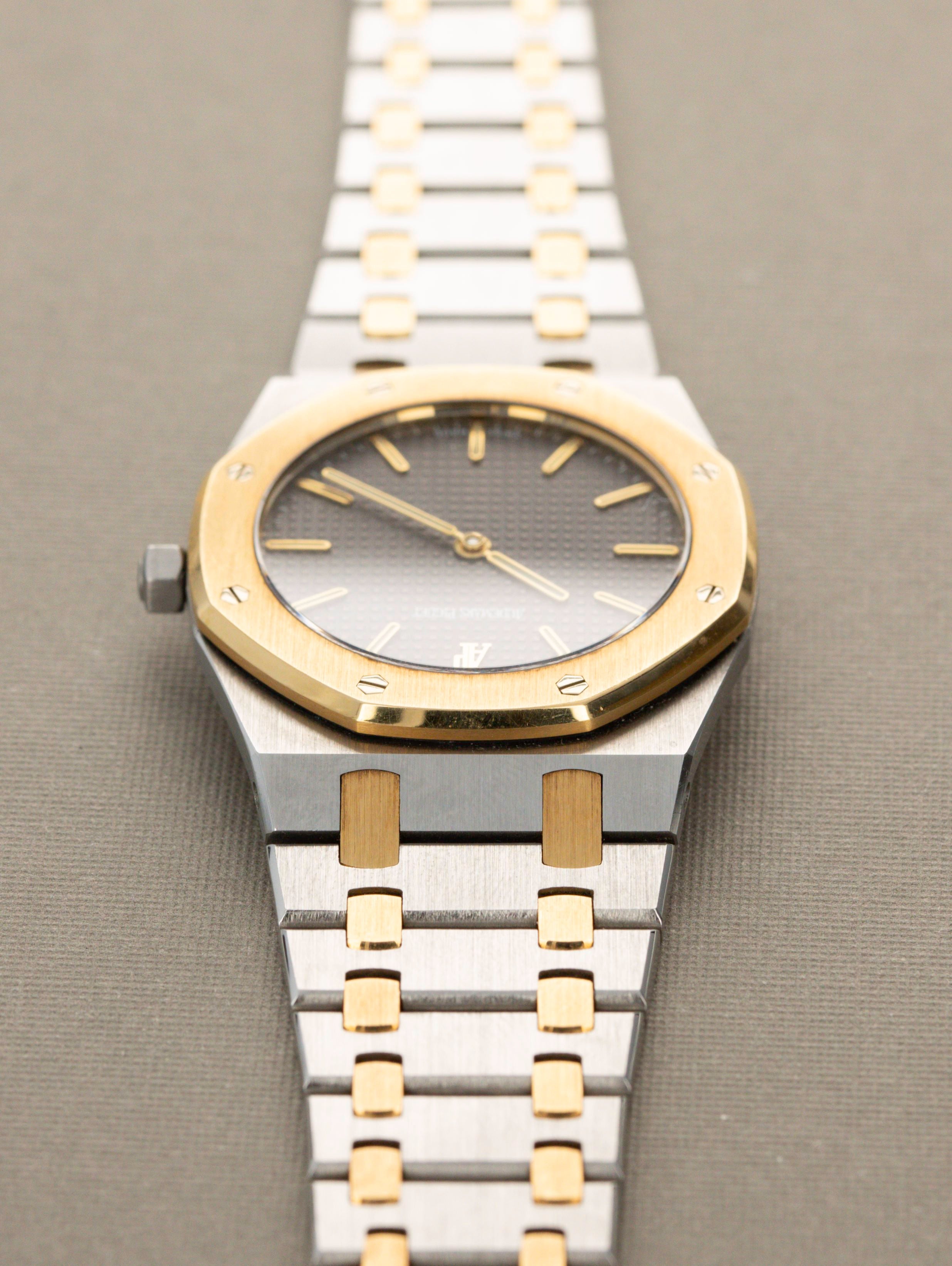 Audemars Piguet Royal Oak Ref. 56303 SA - Full Set