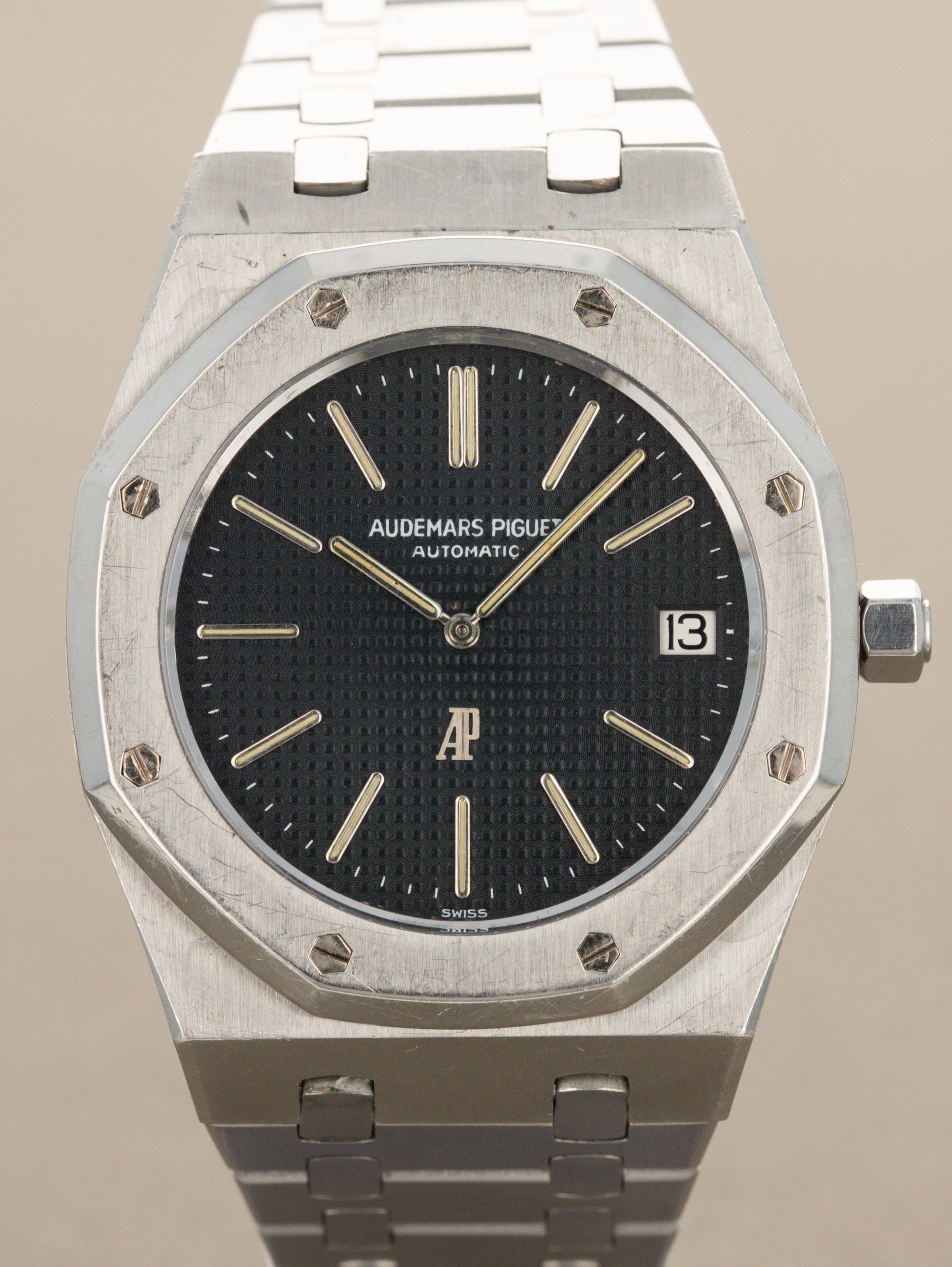 Audemars Piguet Royal Oak Ref. 5402ST - 'Jumbo' w/ 'Logo at 6' Dial Unpolished