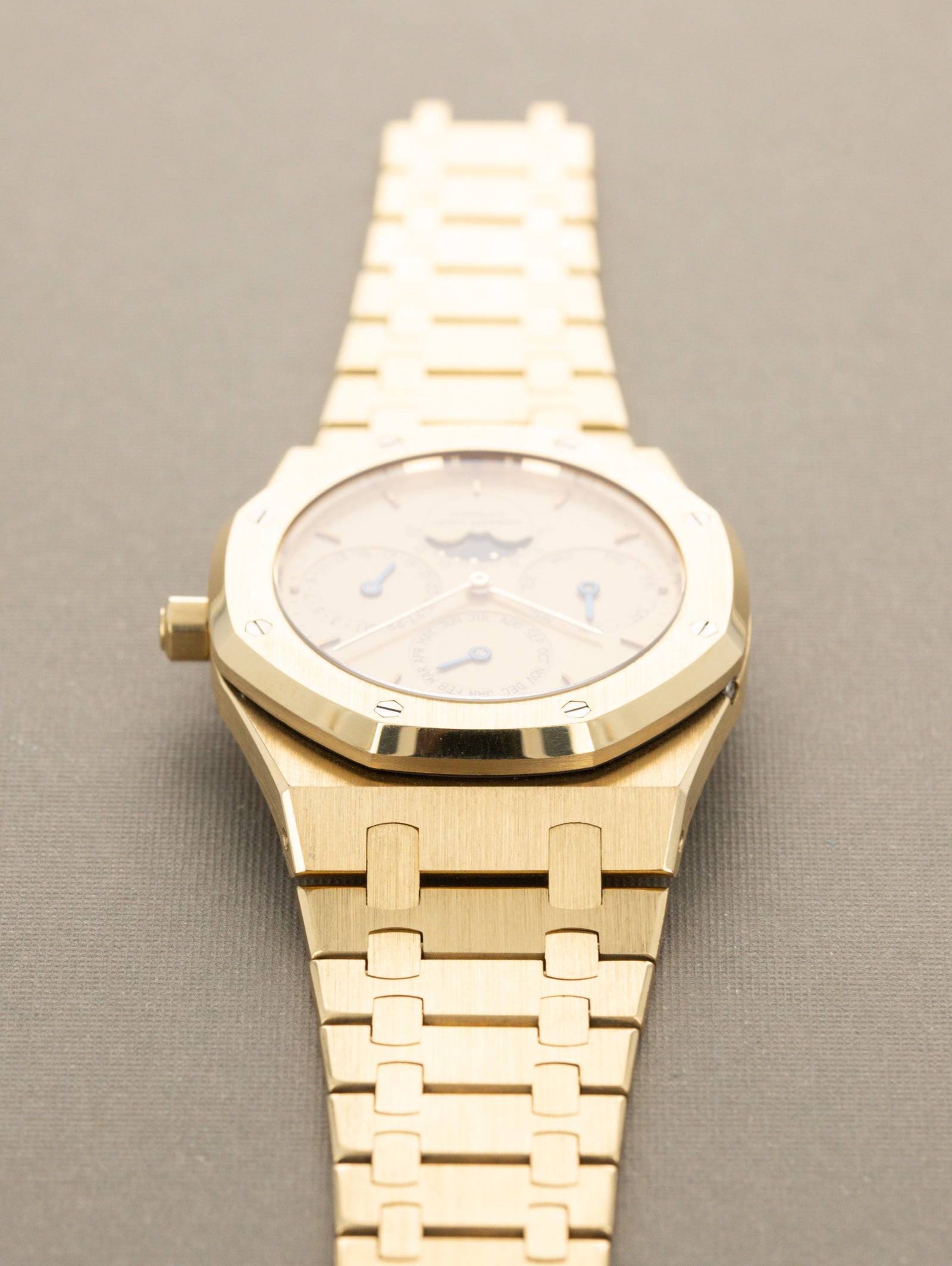 Audemars Piguet Royal Oak Perpetual Calendar Ref. 25654BA - Satin Champagne Dial