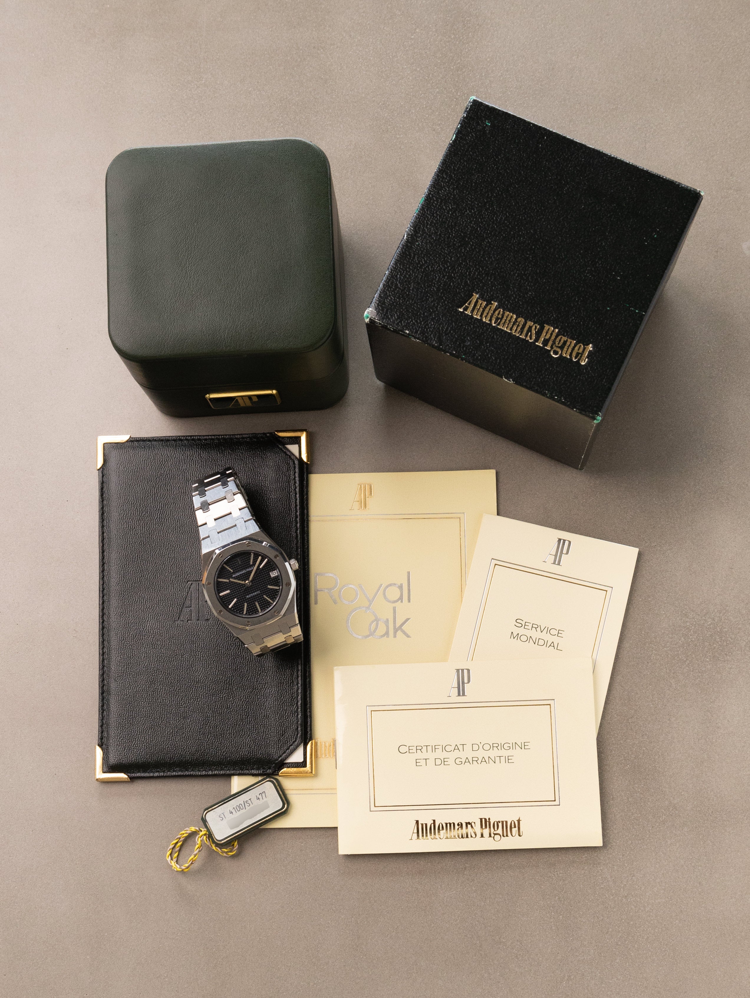 Audemars Piguet Royal Oak Ref. 4100ST - 'Midsize' Unpolished W/ Full Set