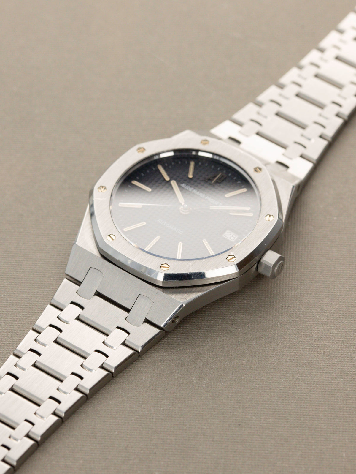 Audemars Piguet Royal Oak Ref. 14700 - 'Mini-Jumbo' Full Set