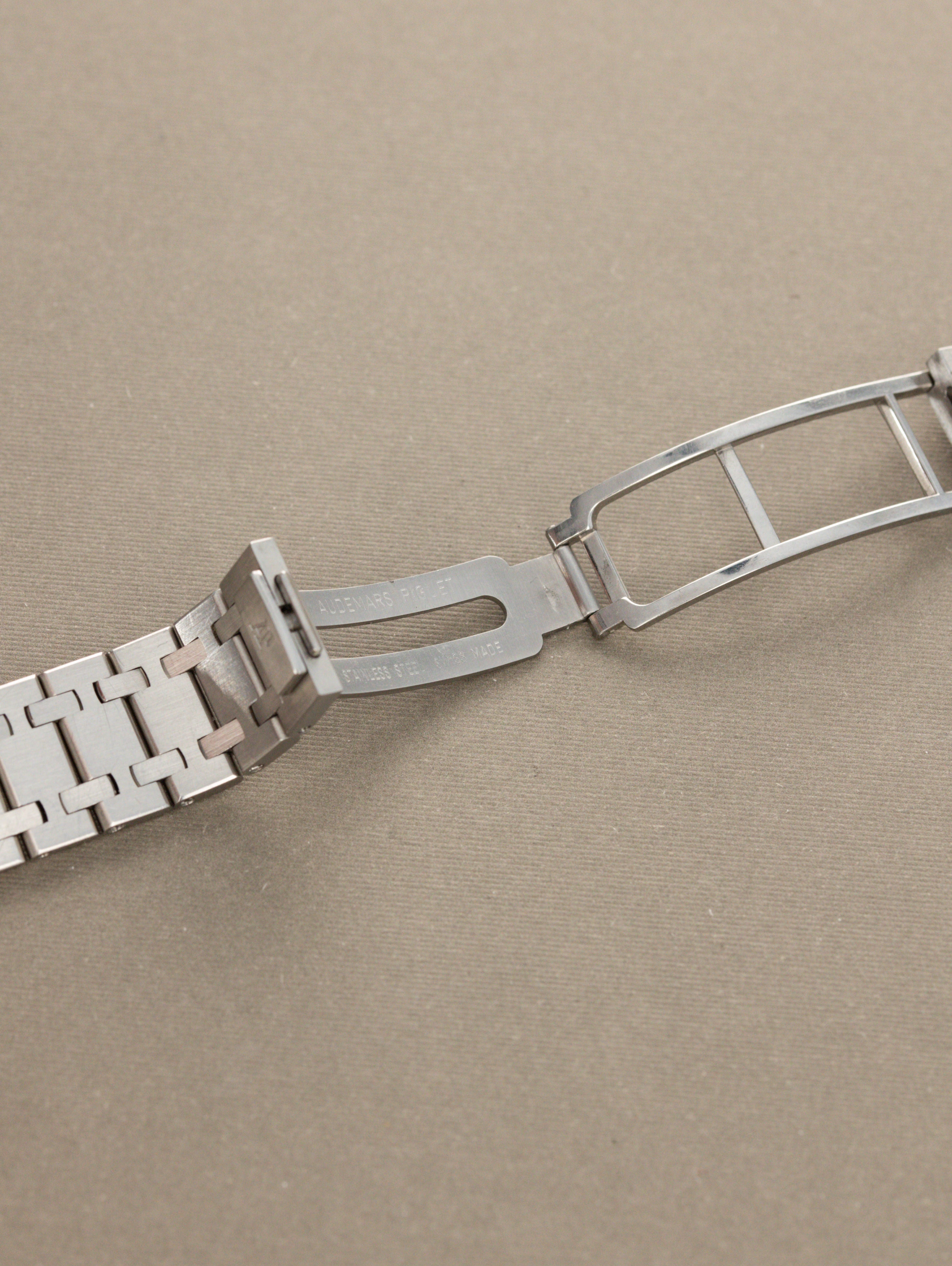 Audemars Piguet Royal Oak Ref. 14790ST 'Midsize' - Tropical Dial Unpolished