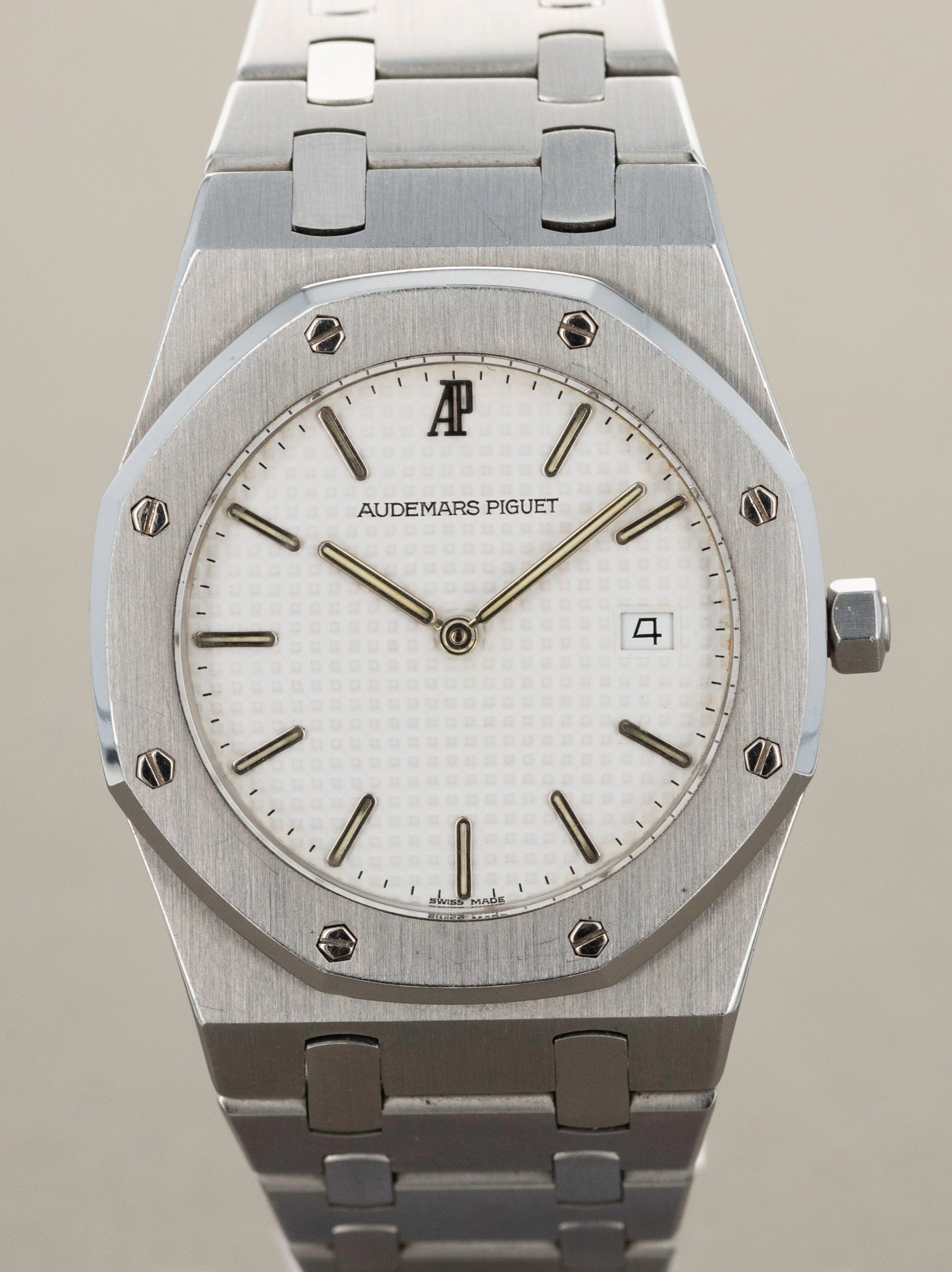 Audemars Piguet Royal Oak Ref. 56175ST - White Dial Unpolished
