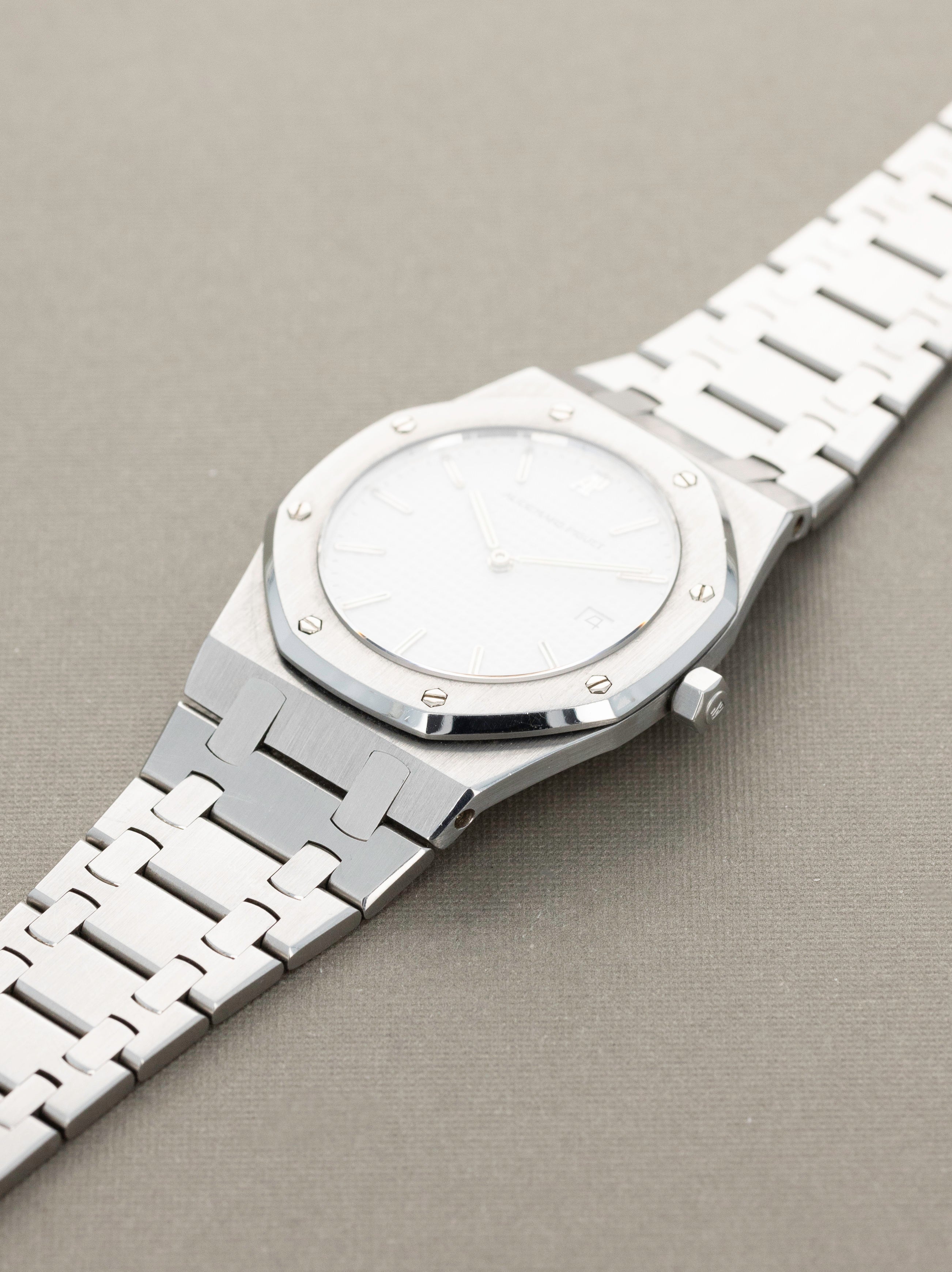 Audemars Piguet Royal Oak Ref. 56175ST - White Dial Unpolished