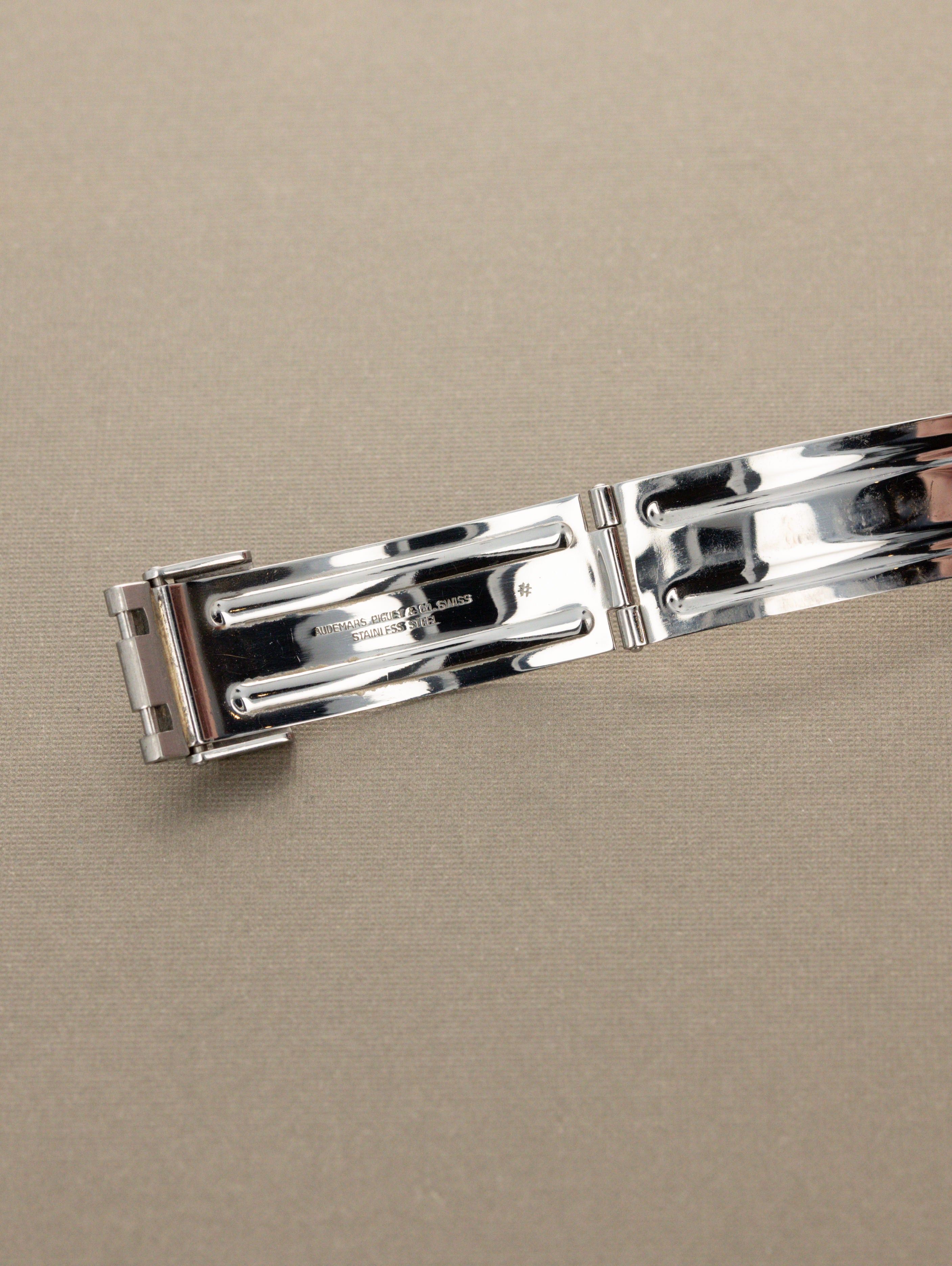 Audemars Piguet Royal Oak Ref. 56303ST - Grey 'Micro-Tapisserie' Dial Unpolished