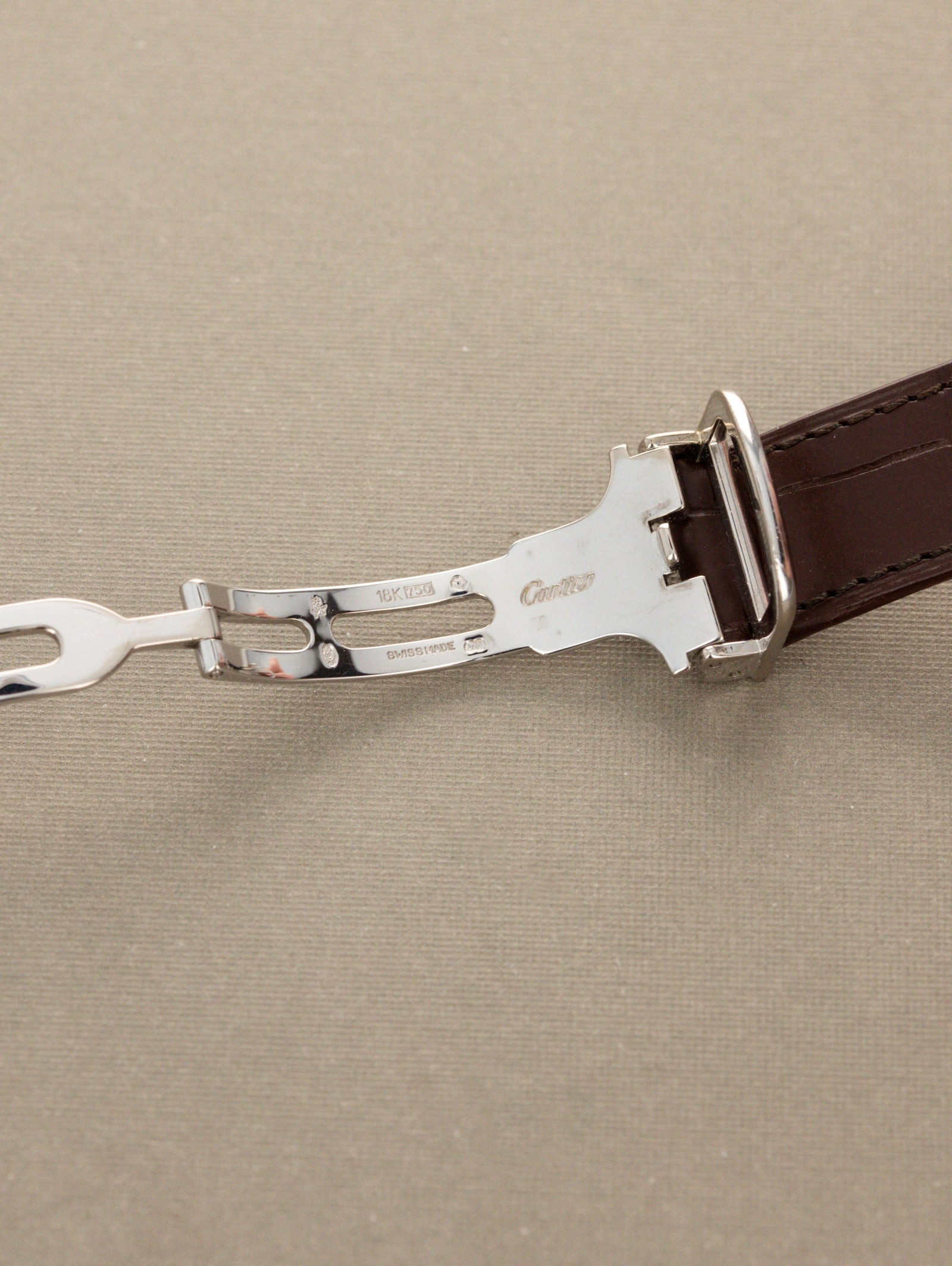 Cartier Santos Dumont Mécanique Palantine Ref. 1575 - Silver 'Guilloché' Dial