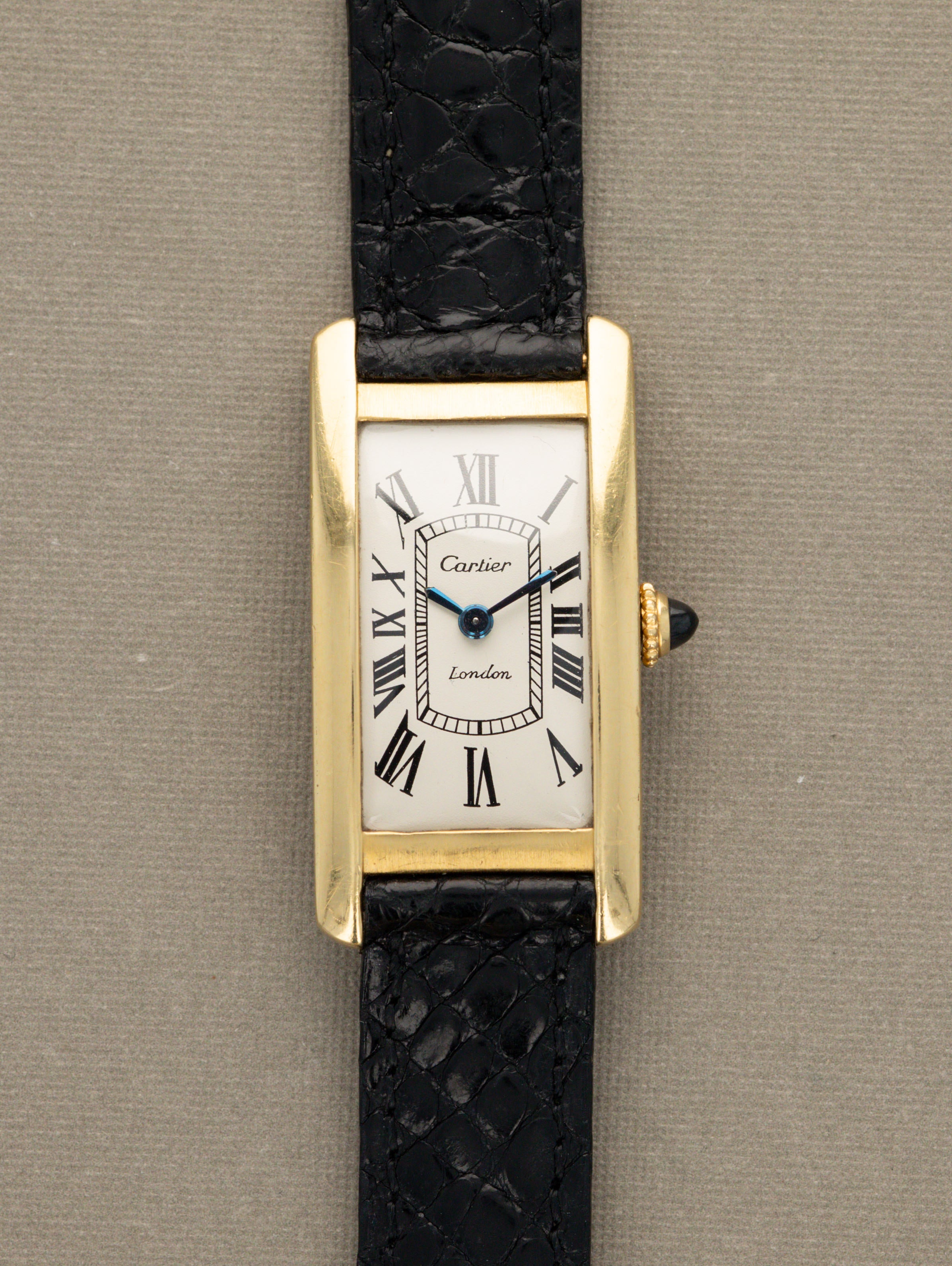 Cartier Tank Cintrée '7 Lignes' - London