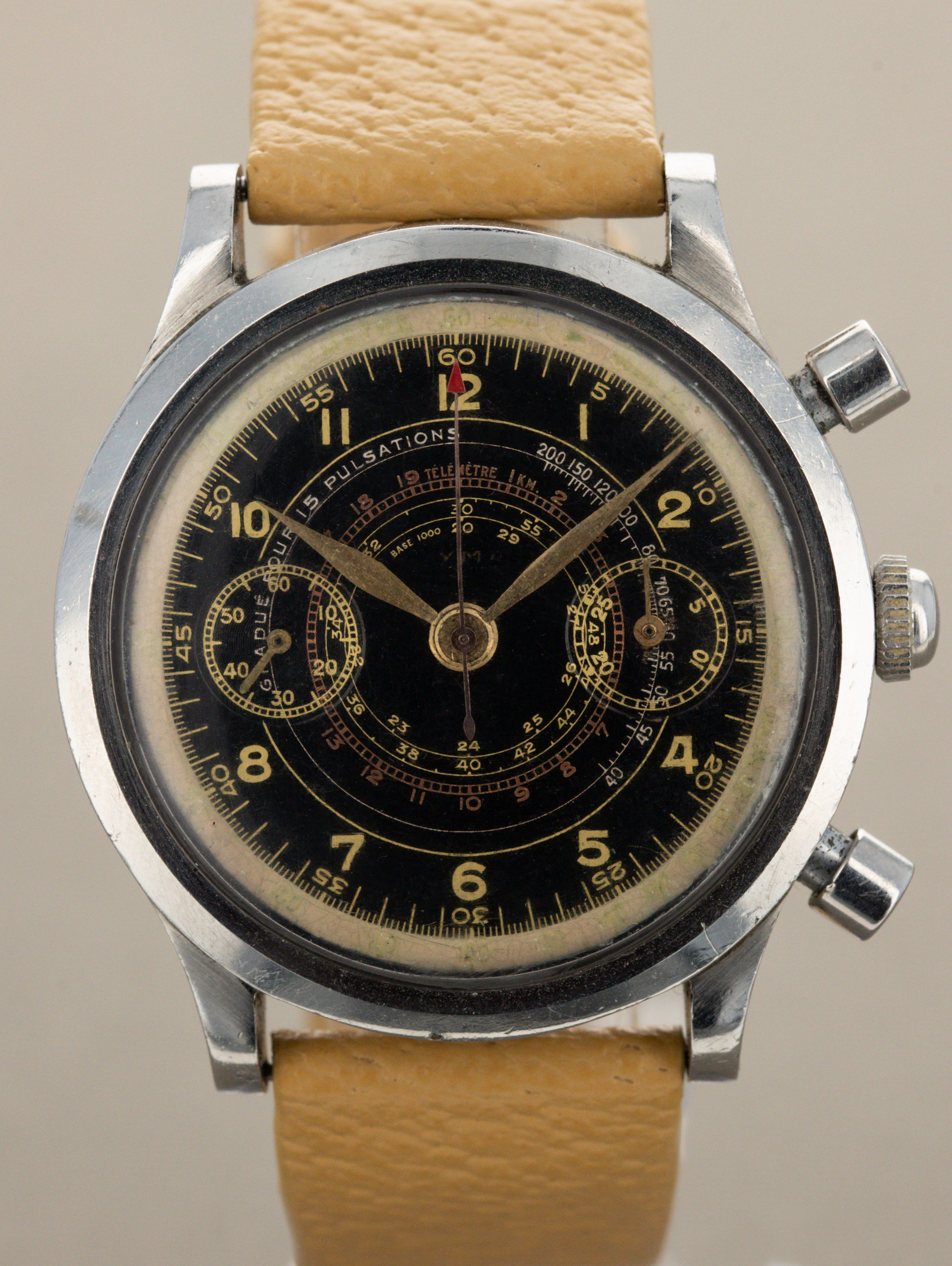Cyma Clamshell-Case Chronograph - 'Oversized Gilt'