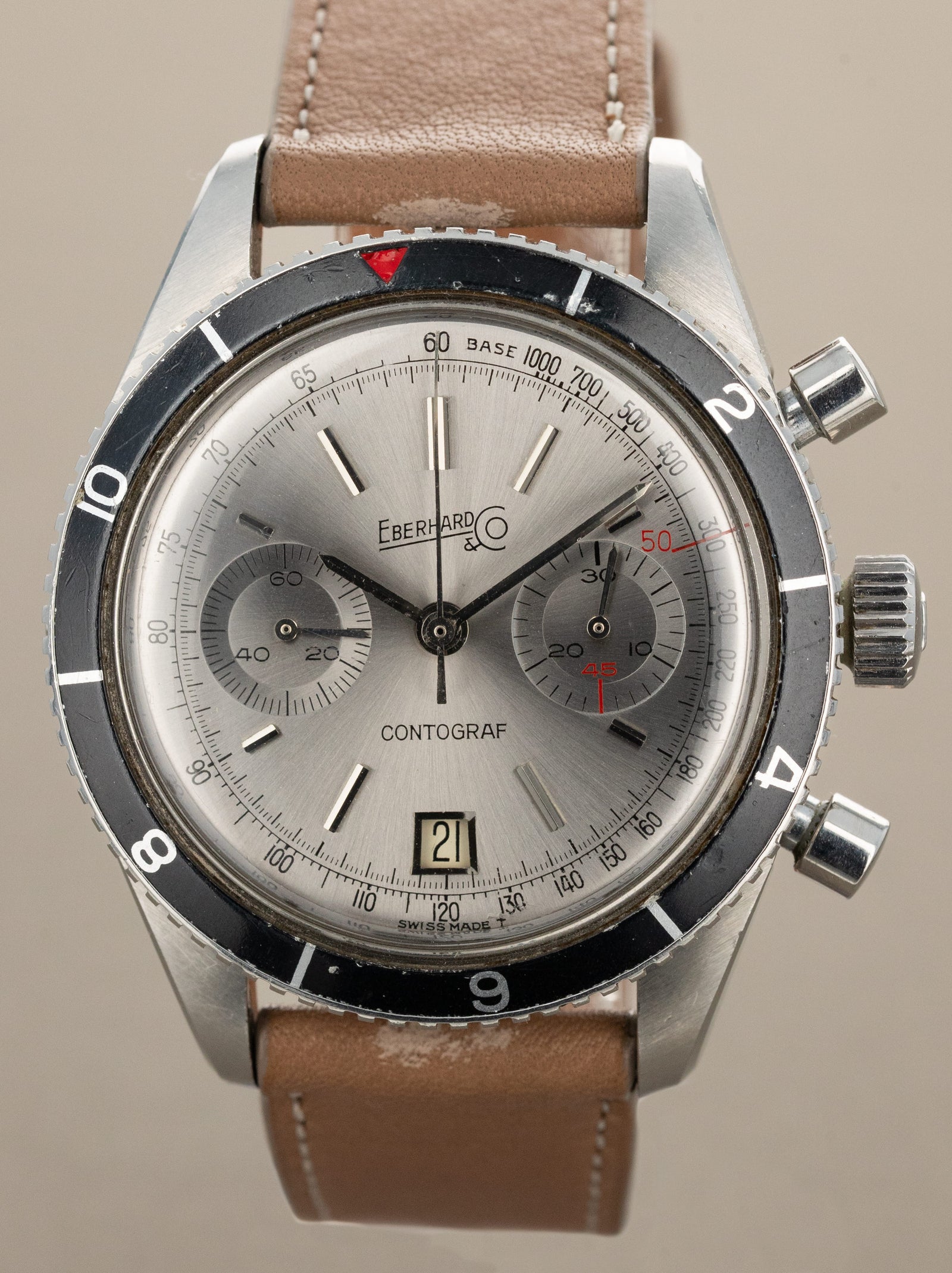 Eberhard and Co. Contograf Ref. 131501 - Sunburst Silver Non-Luminous Dial Unpolished