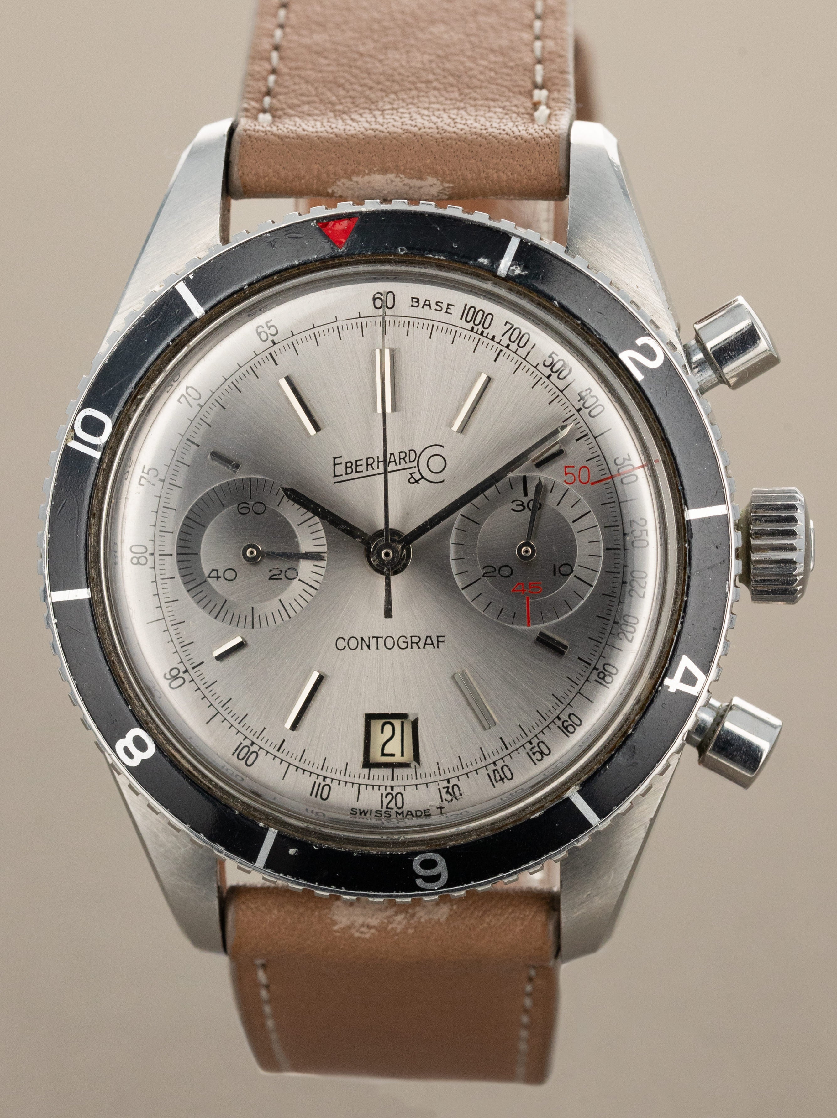 Eberhard and Co. Contograf Ref. 131501 - Sunburst Silver Non-Luminous Dial Unpolished