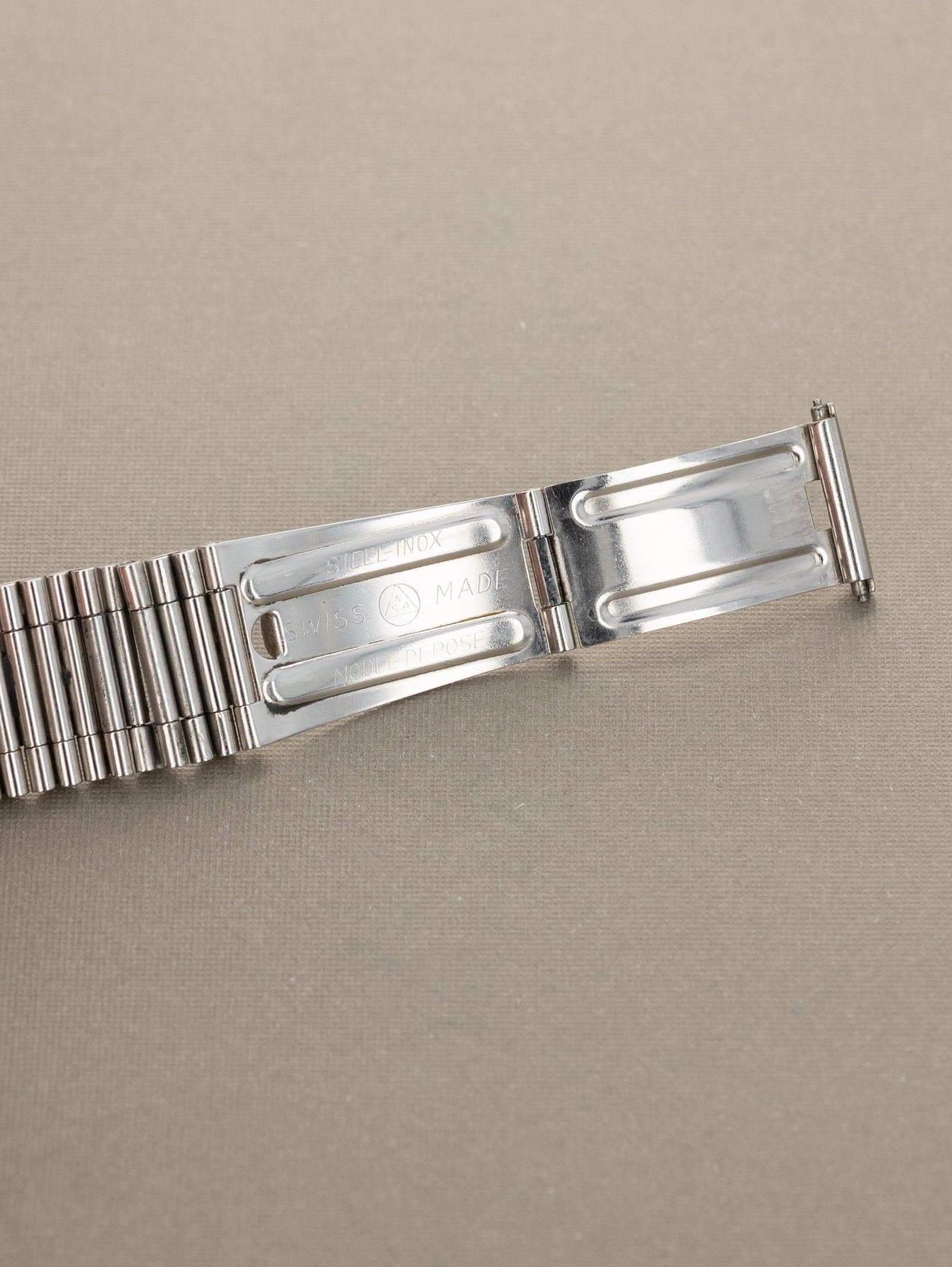 Eterna Super KonTiki Ref. 1000 8943 - Patina Dial 'IDF'-Issued