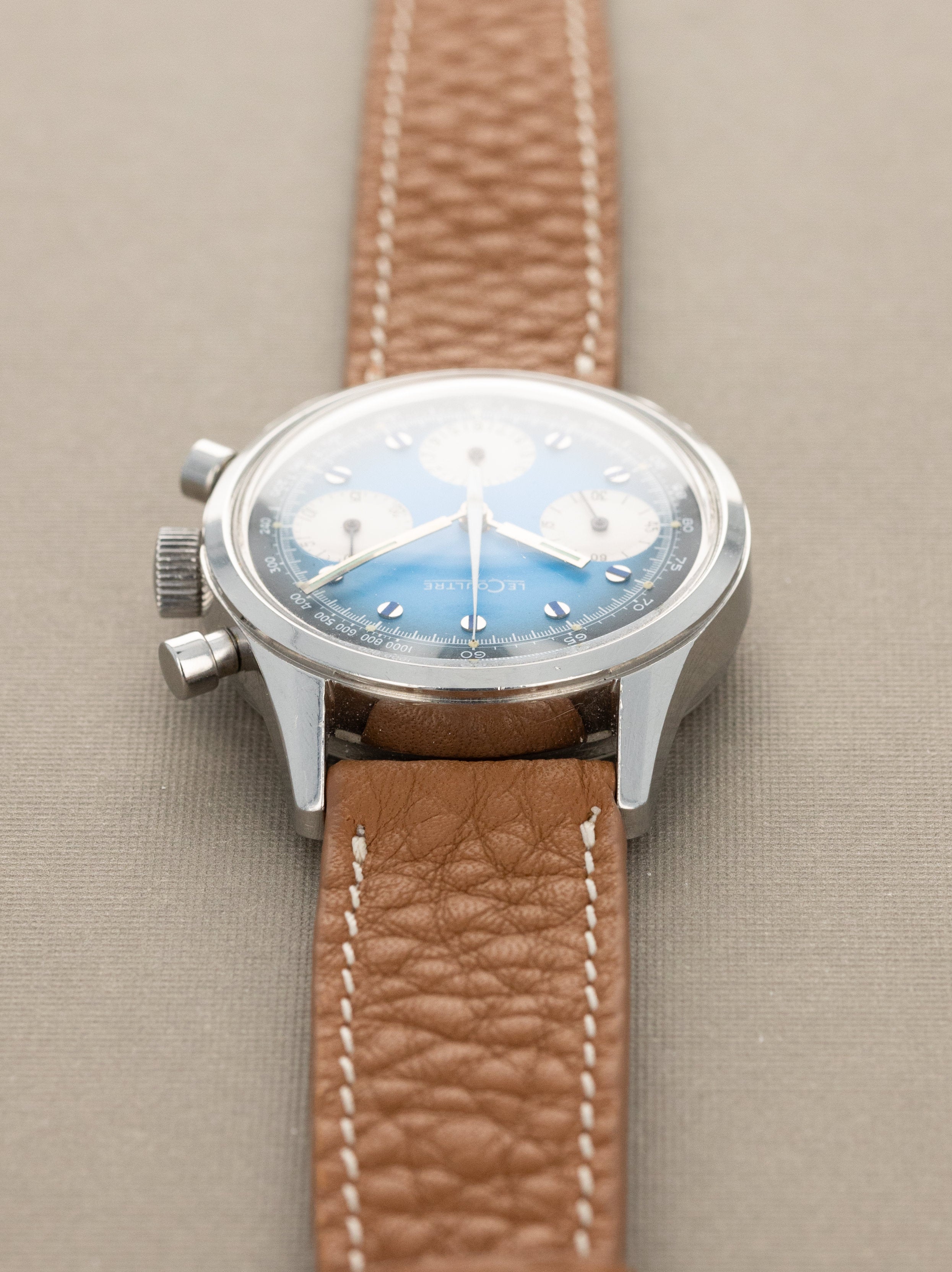 Jaeger-LeCoultre Chronograph Ref. E-2644 - Blue 'Gradient' Dial Valjoux 72