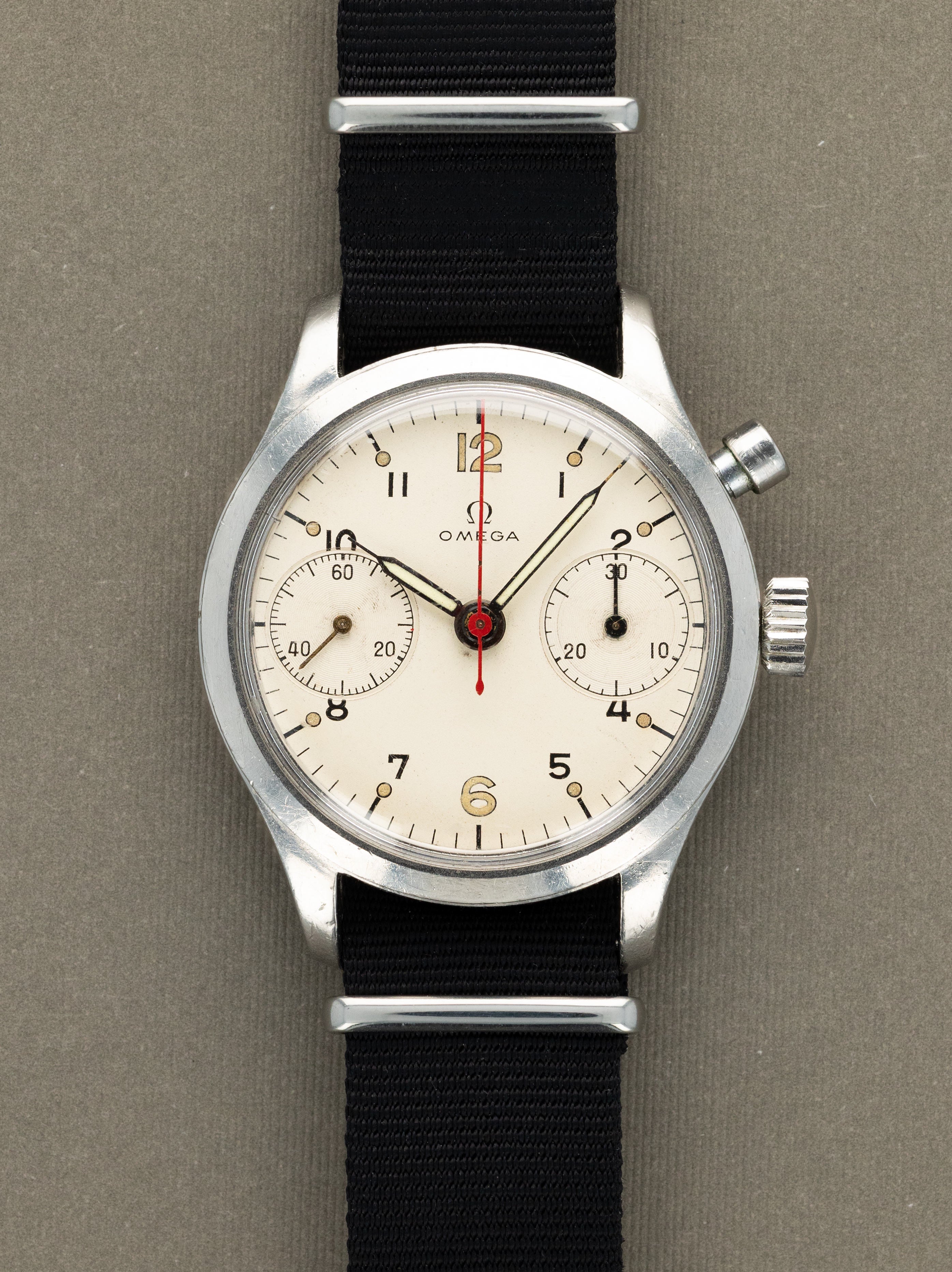 Omega Monopusher Chronograph Ref. 6W/16 - 'RCN' Military Issued