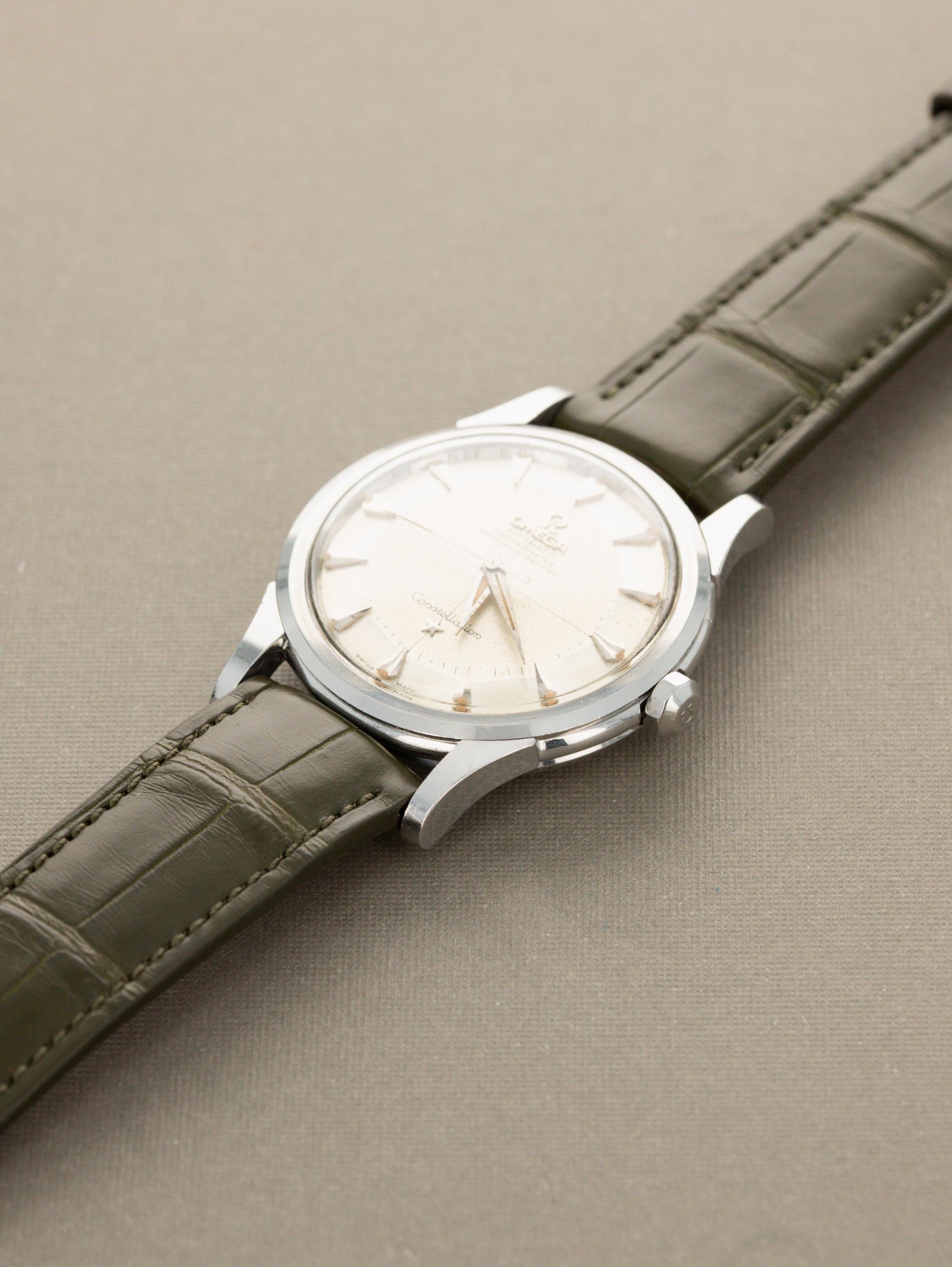 Omega Constellation Ref. 2852 16SC - Silver 'Pie Pan' Dial Unpolished