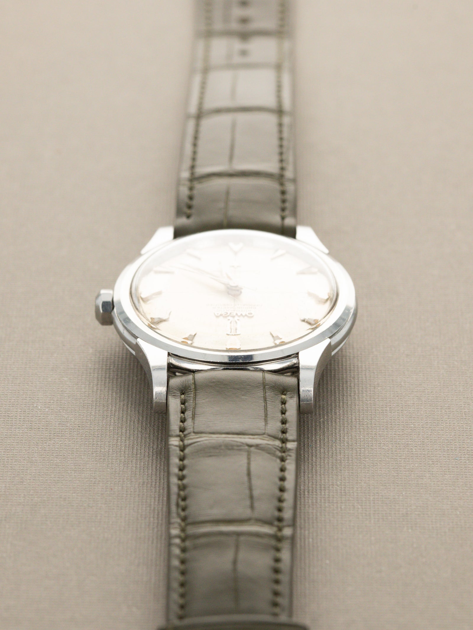 Omega Constellation Ref. 2852 16SC - Silver 'Pie Pan' Dial Unpolished