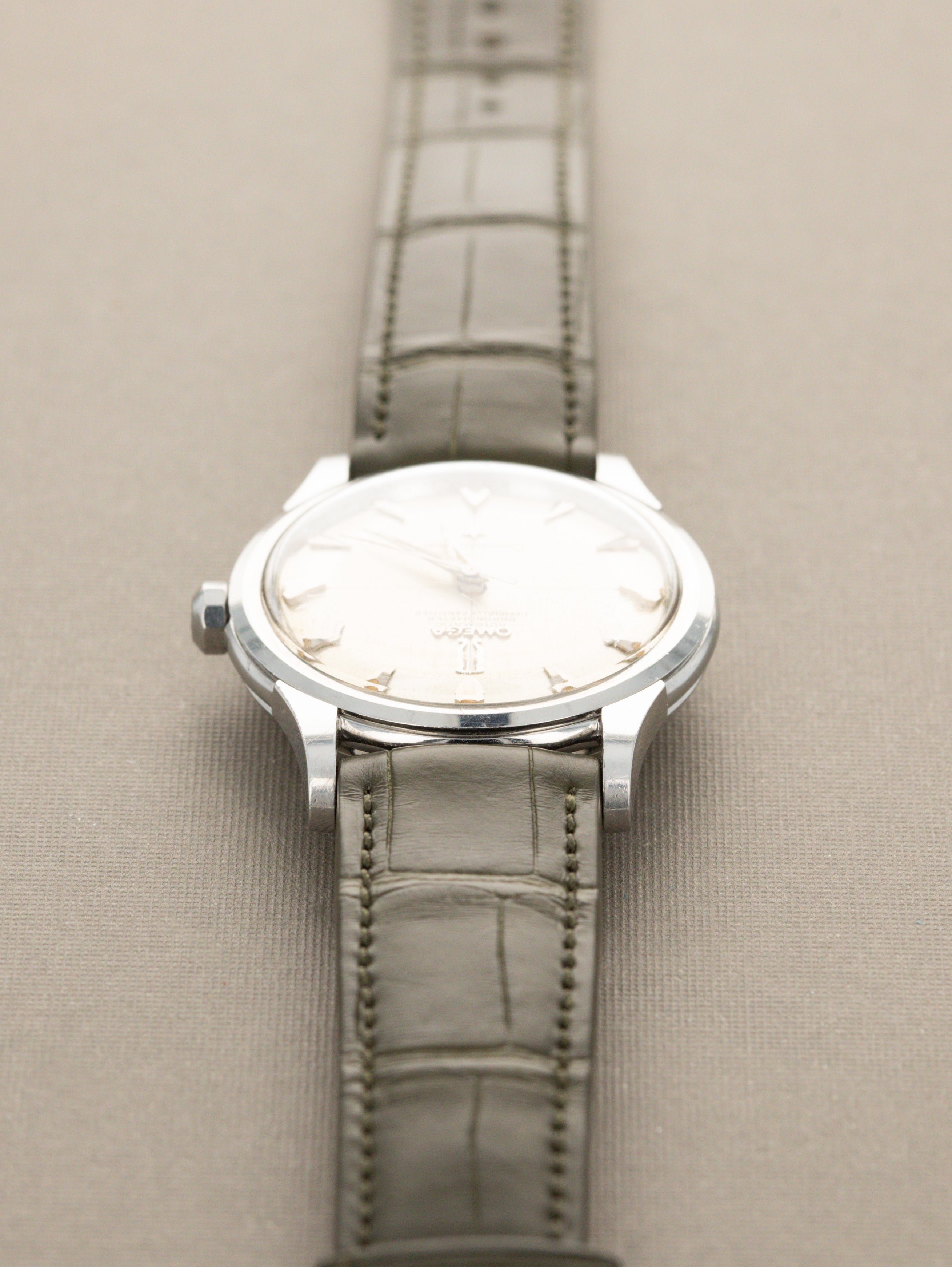 Omega Constellation Ref. 2852 16SC - Silver 'Pie Pan' Dial Unpolished