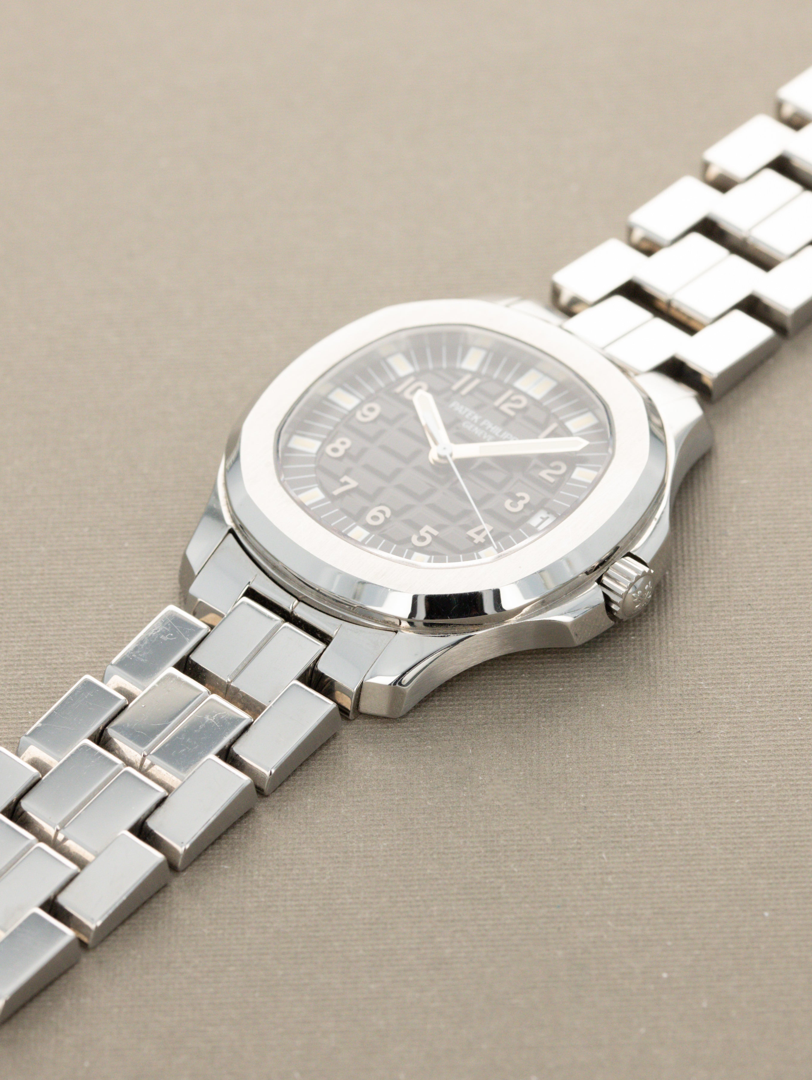 Patek Philippe Aquanuat Ref. 5065A - 'Jumbo' Tritium Dial on Bracelet