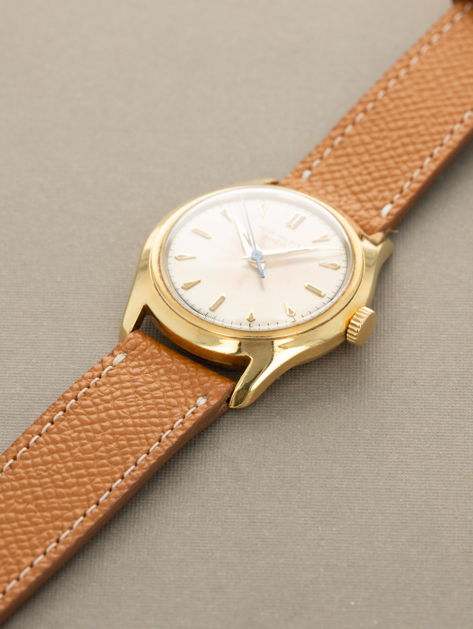 Patek Philippe Calatrava Ref. 2533 - w/ Certificate of Origin