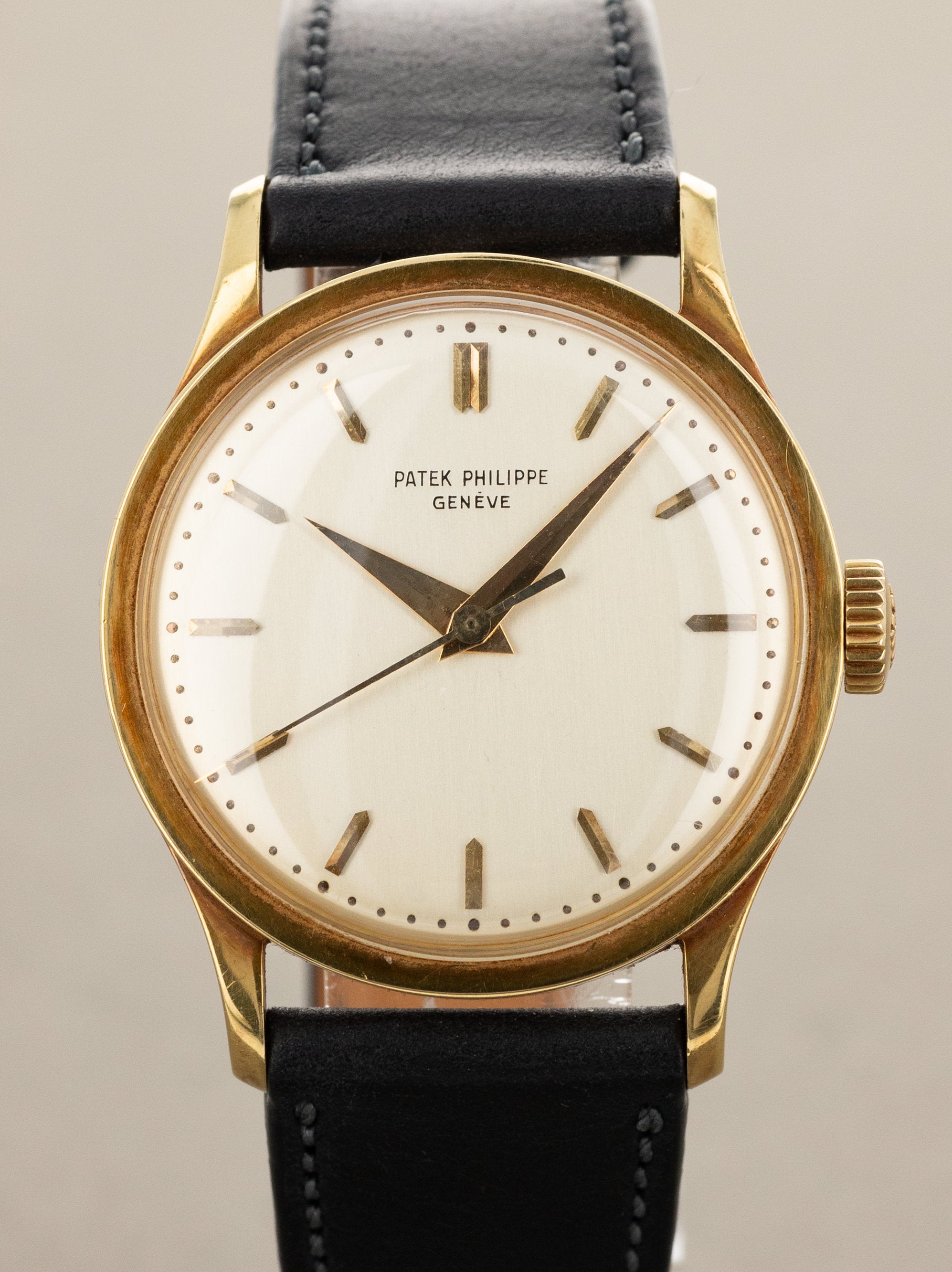 Patek Philippe Calatrava Ref. 570 - w/ Extract