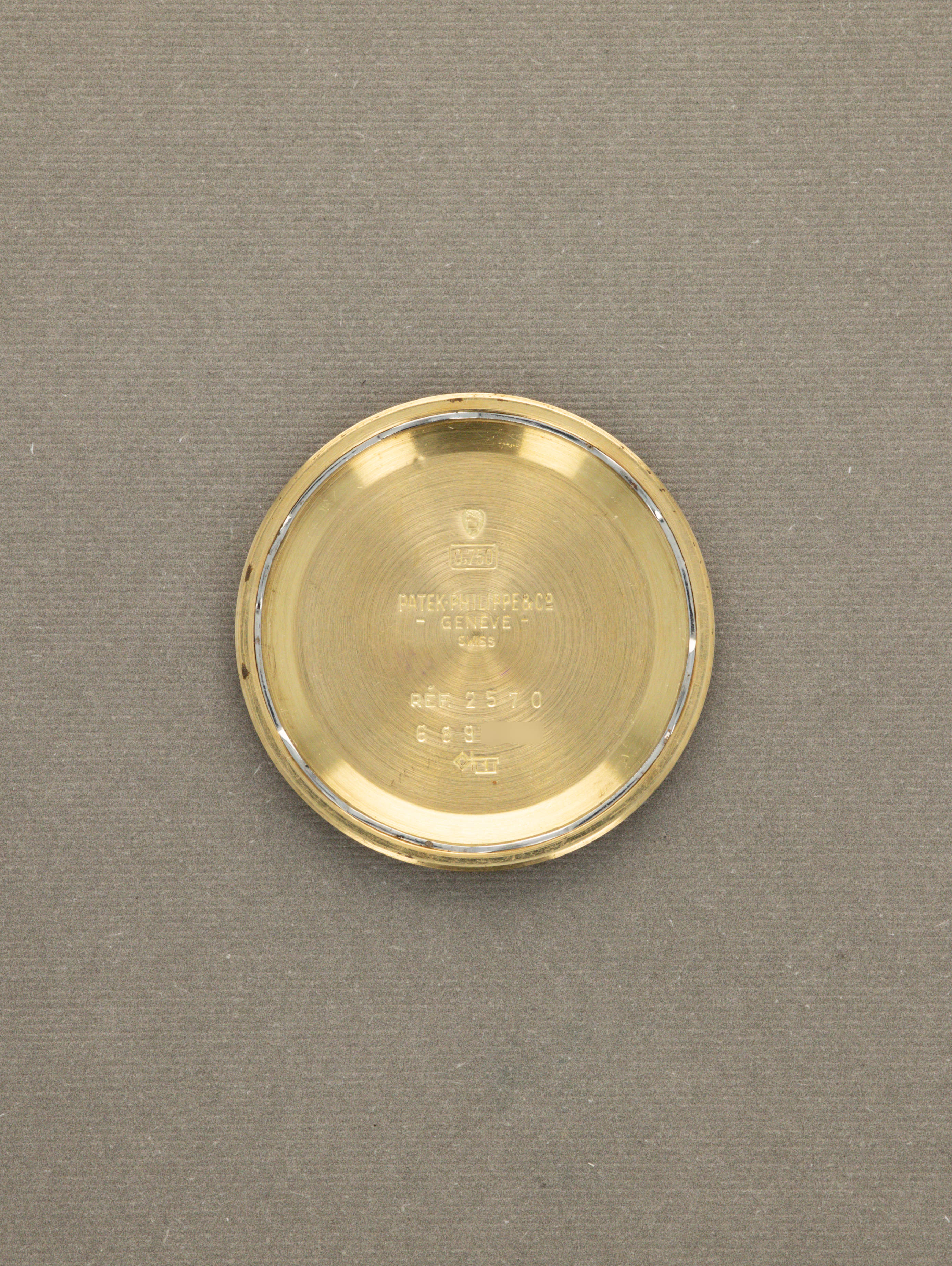 Patek Philippe Calatrava 'Amagnetic' Ref. 2570 w/ Extract