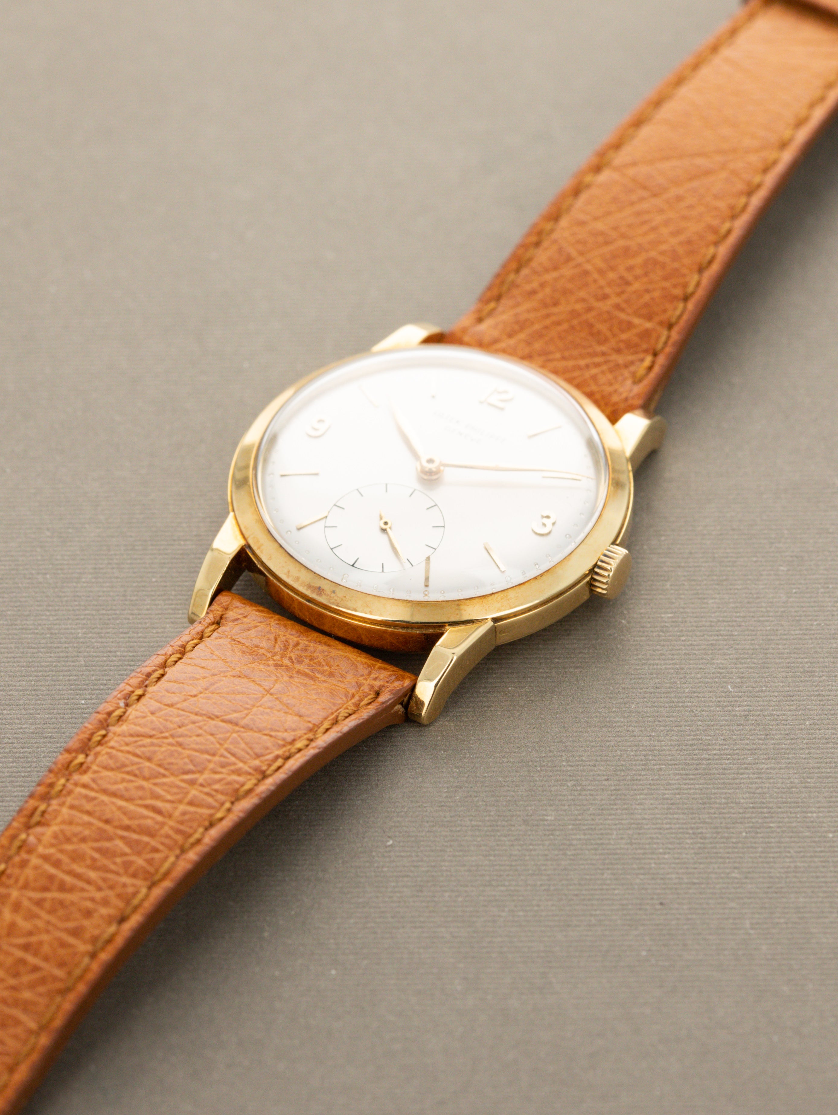 Patek Philippe Calatrava 'Amagnetic' Ref. 2570 w/ Extract