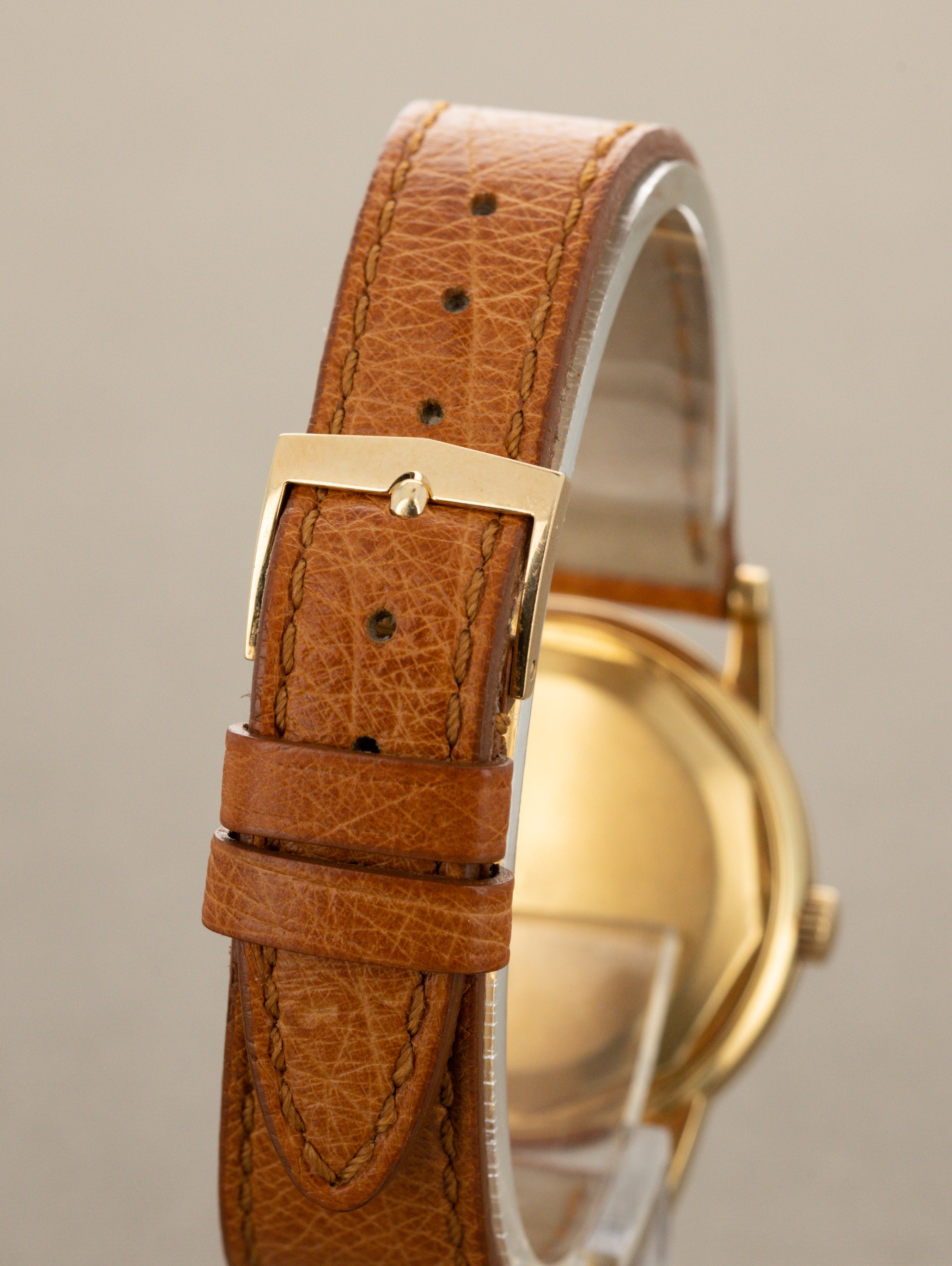 Patek Philippe Calatrava 'Amagnetic' Ref. 2570 w/ Extract