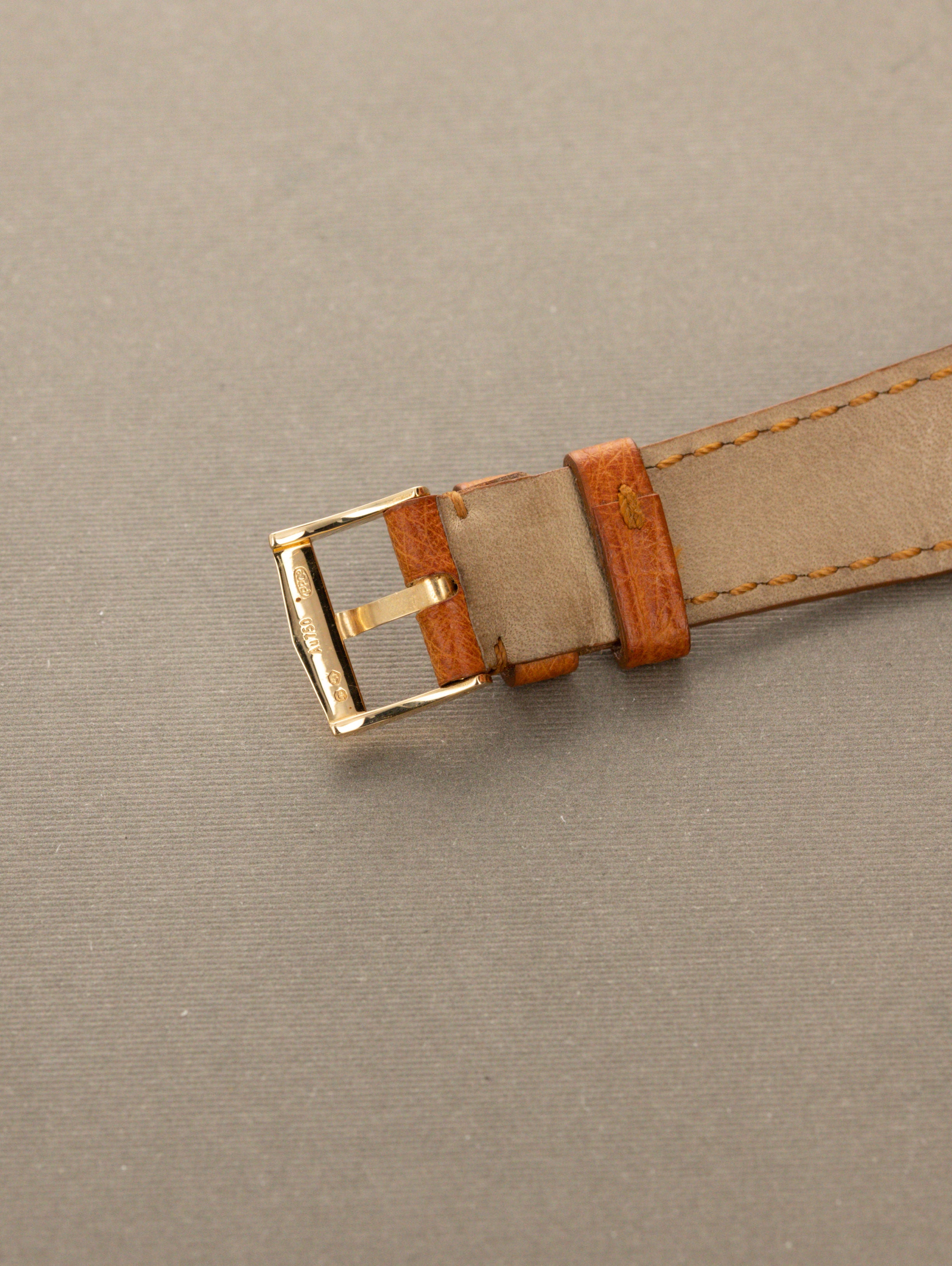 Patek Philippe Calatrava 'Amagnetic' Ref. 2570 w/ Extract