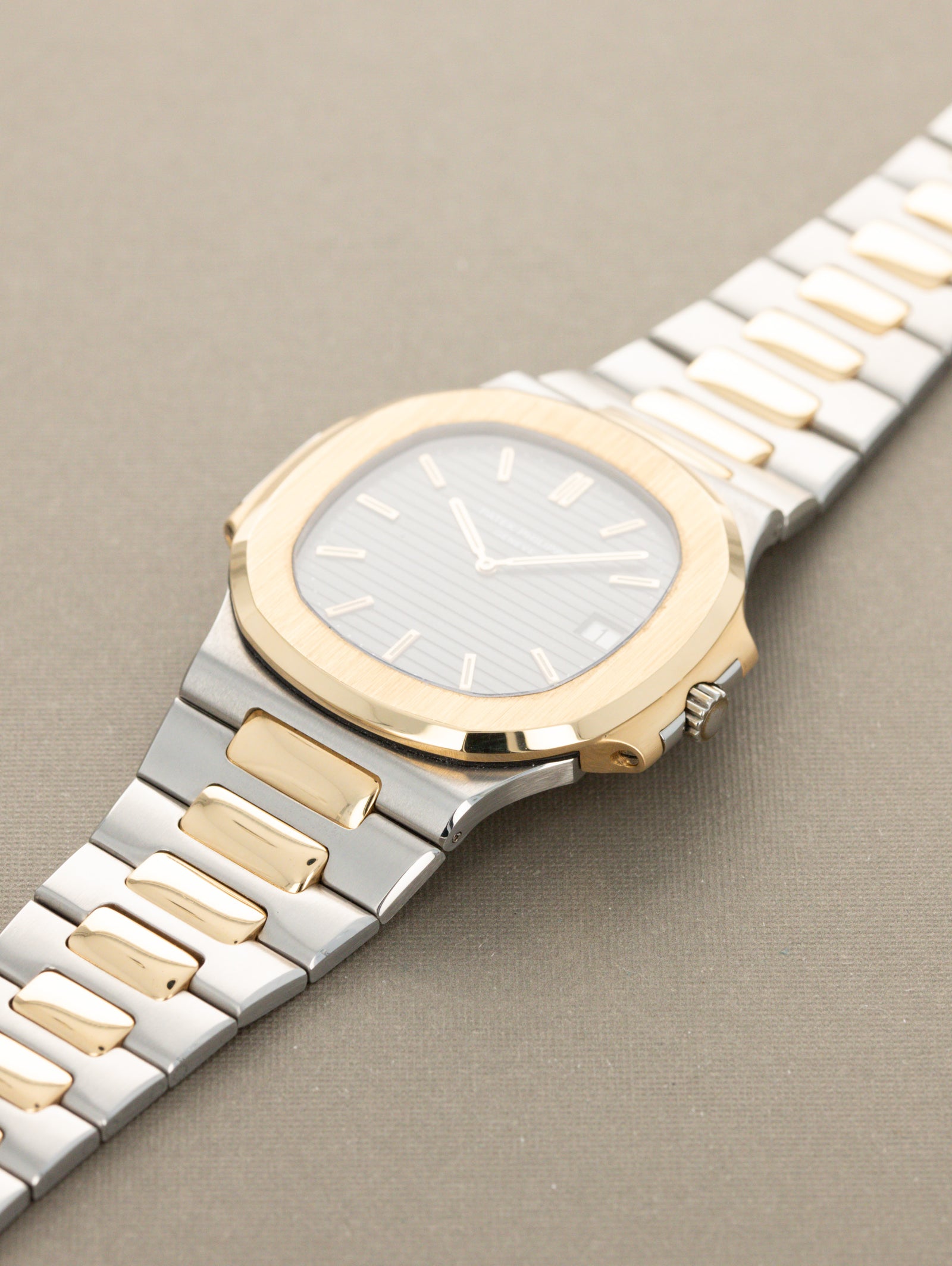 Patek Philippe Nautilus 'Jumbo' Ref. 3700/1AJ - Blue 'Teak' Dial