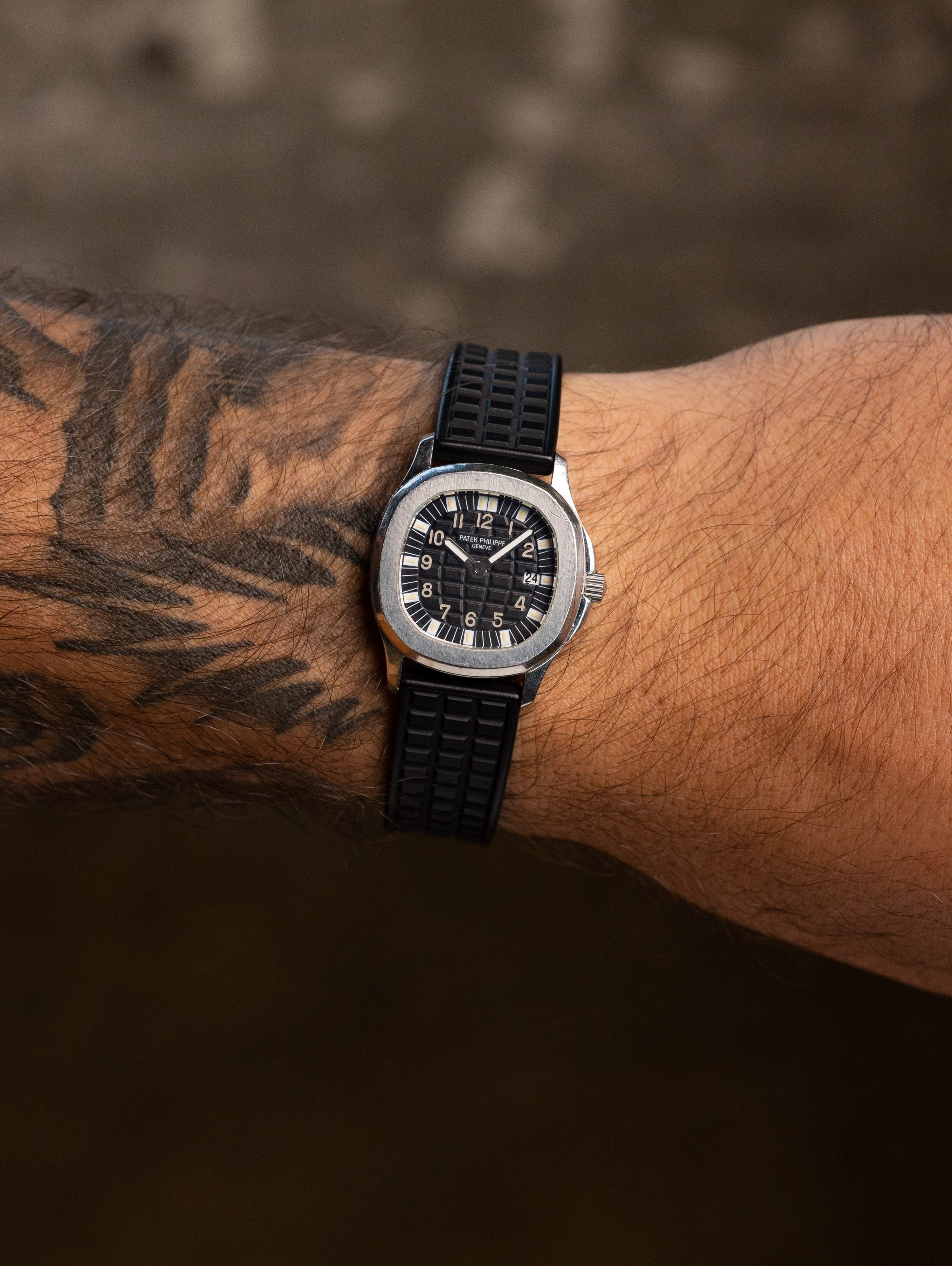 Patek Philippe Aquanuat Ref. 4960A - 'Ladies' Tritium Dial