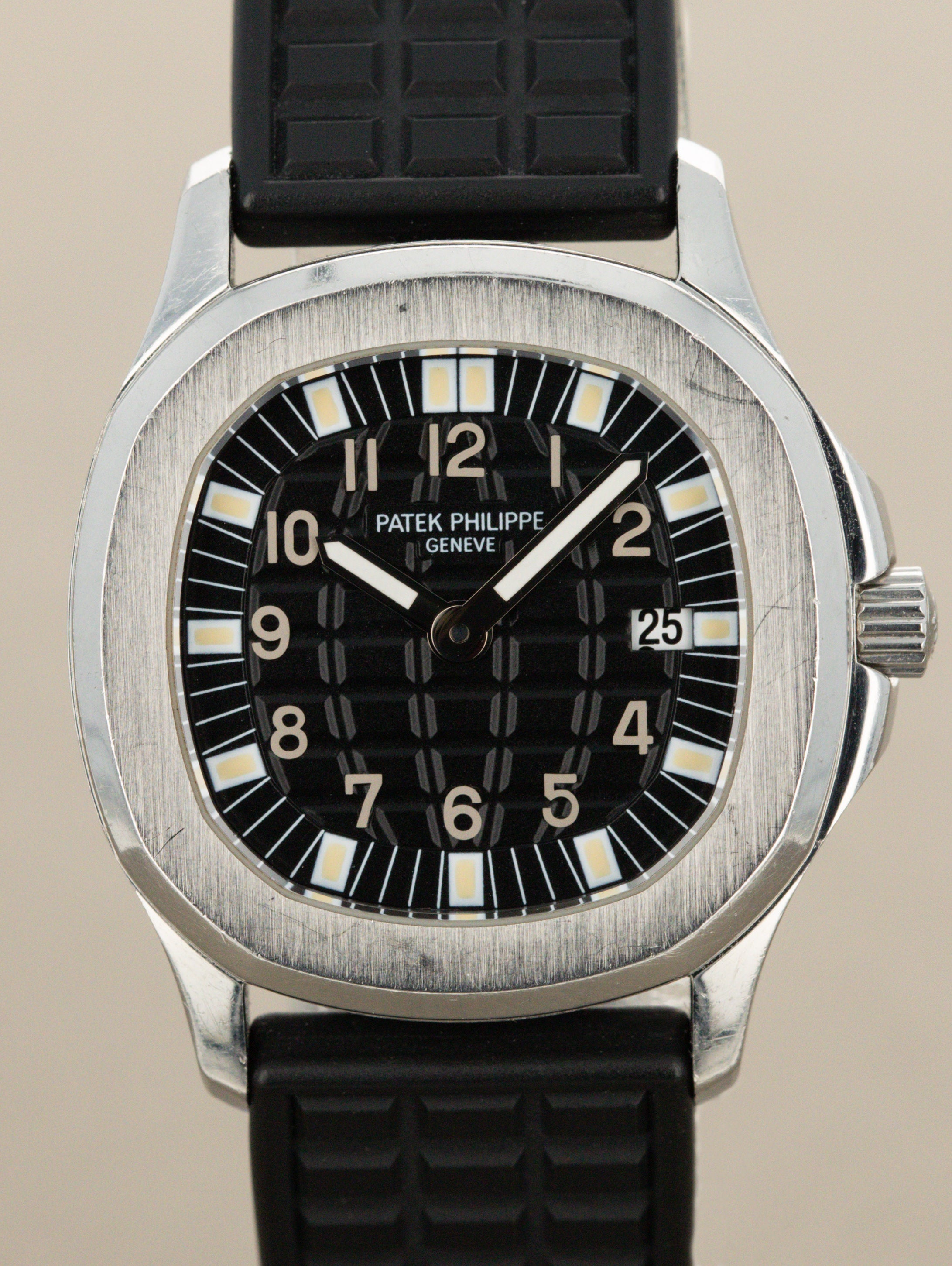 Patek Philippe Aquanuat Ref. 4960A - 'Ladies' Tritium Dial