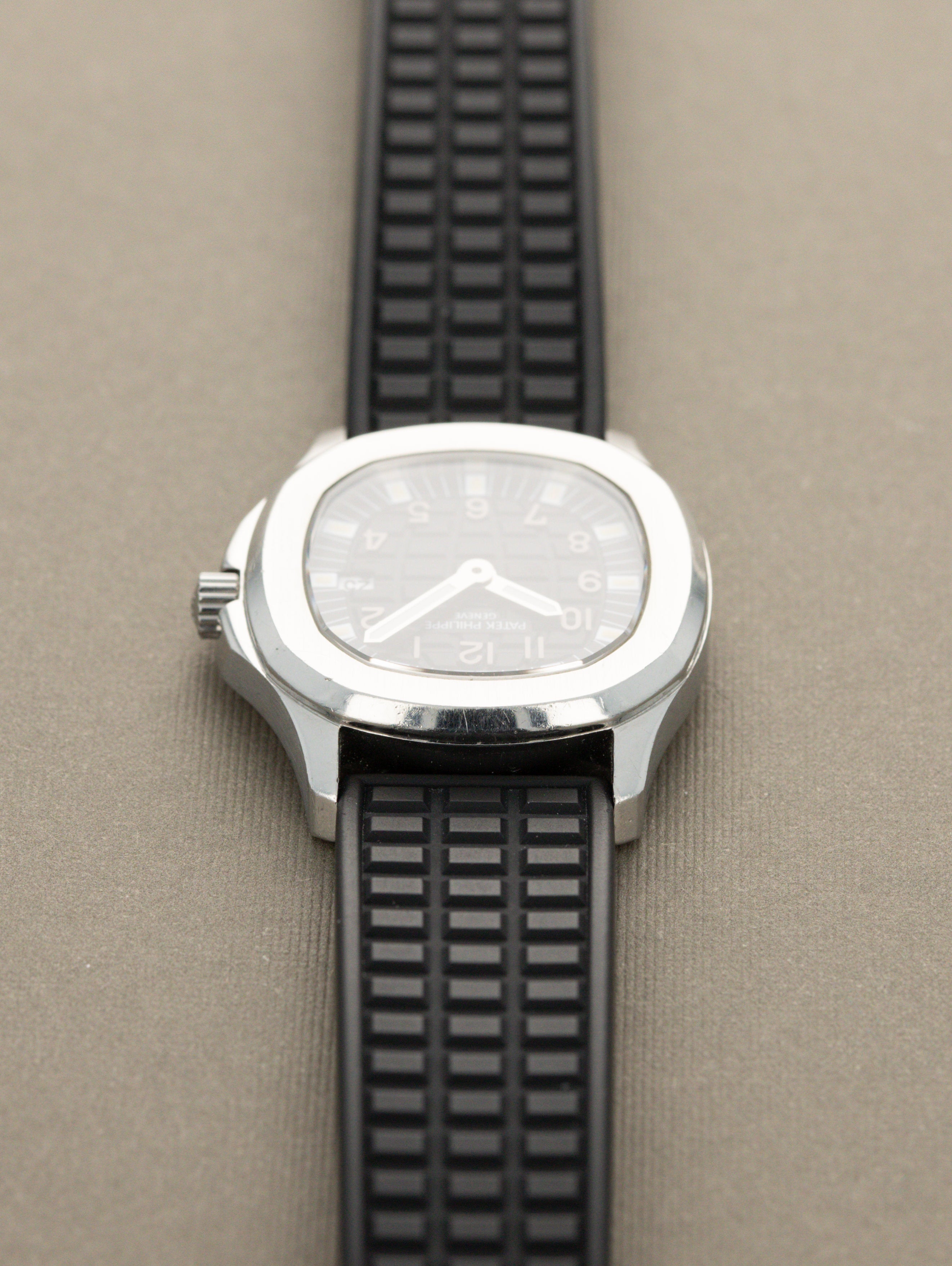 Patek Philippe Aquanuat Ref. 4960A - 'Ladies' Tritium Dial