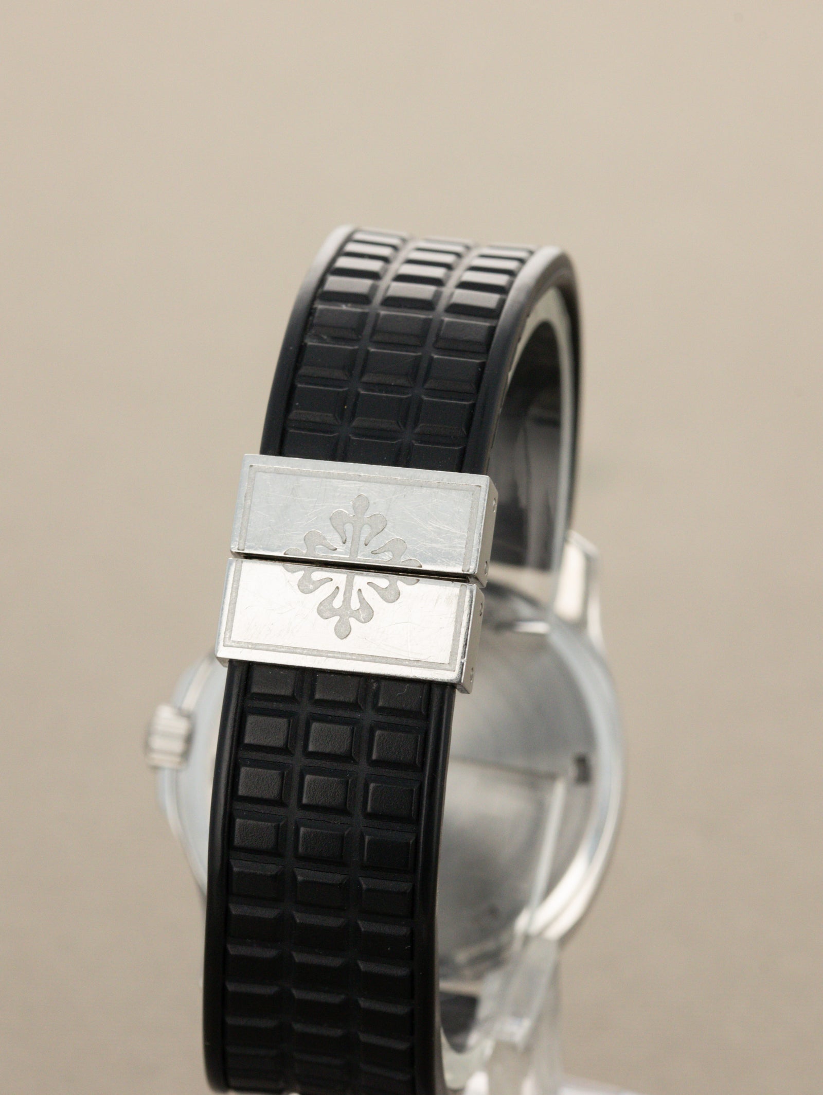 Patek Philippe Aquanuat Ref. 5060A - Tritium Dial
