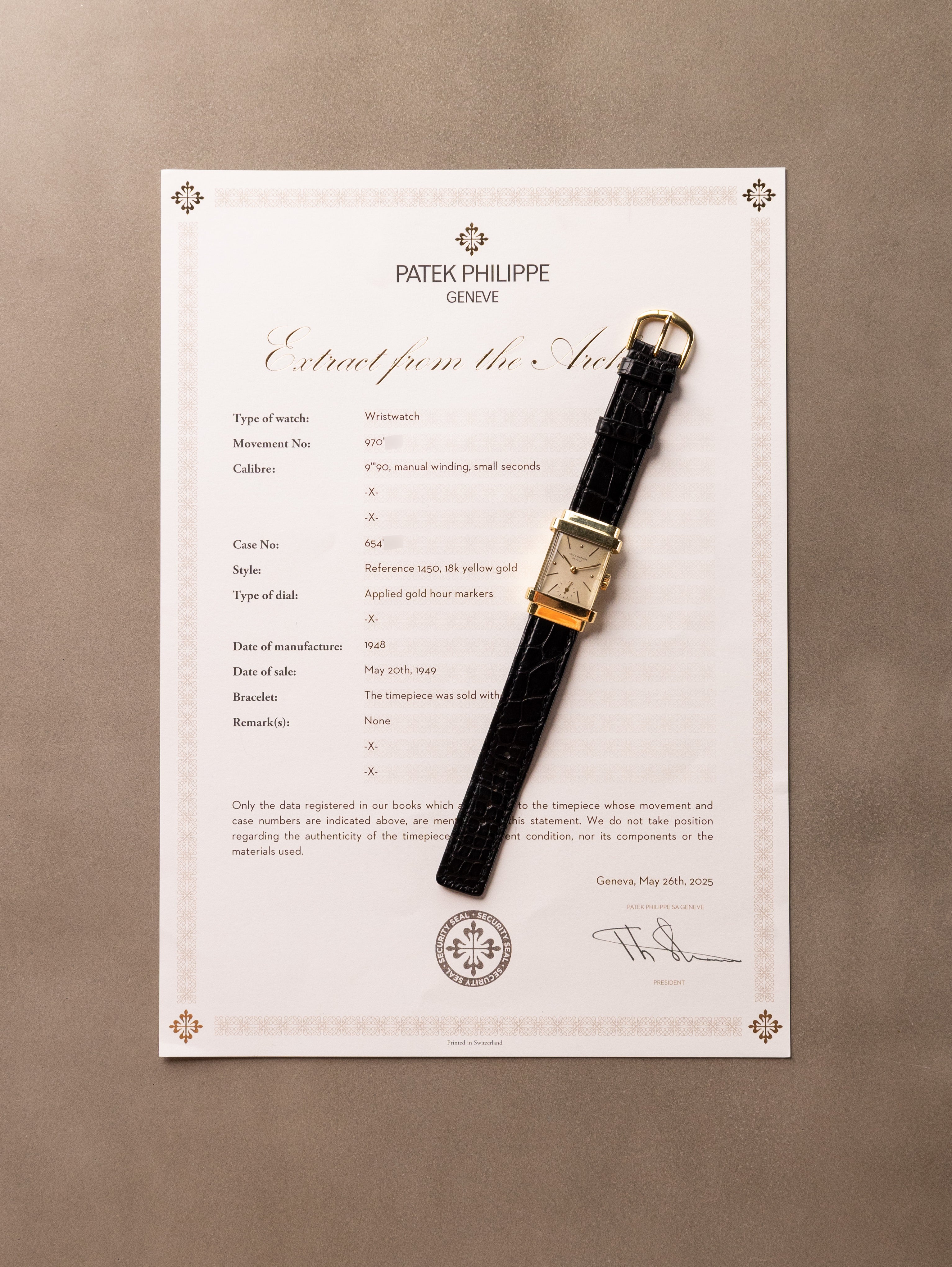 Patek Philippe Yellow Gold Dress Watch Ref. 1450 - 'Top Hat' w/ Extract