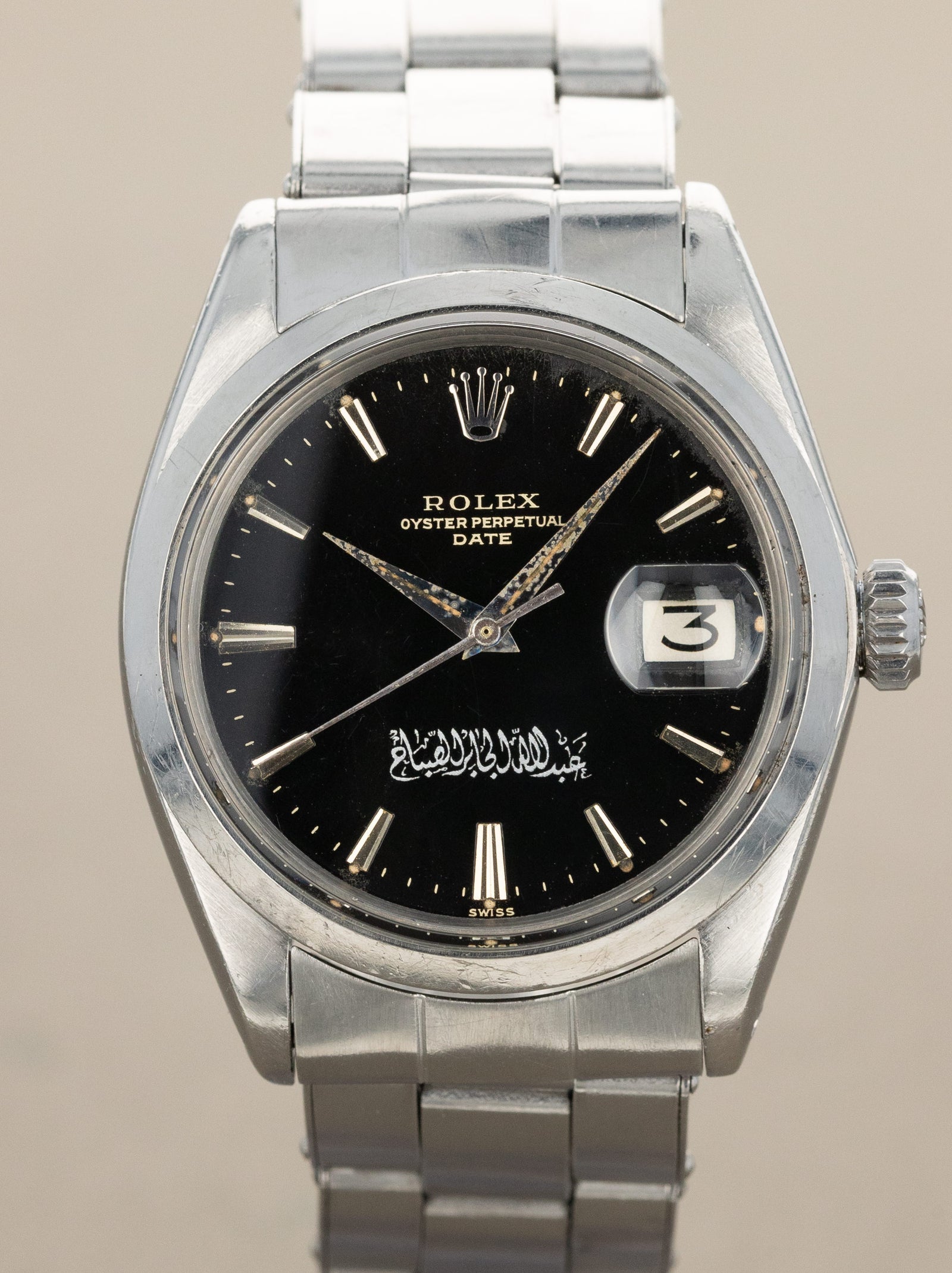 Rolex Oyster Perpetual Date Ref. 1500 - Black 'Gilt' Dial W/ Kuwait Signature Unpolished