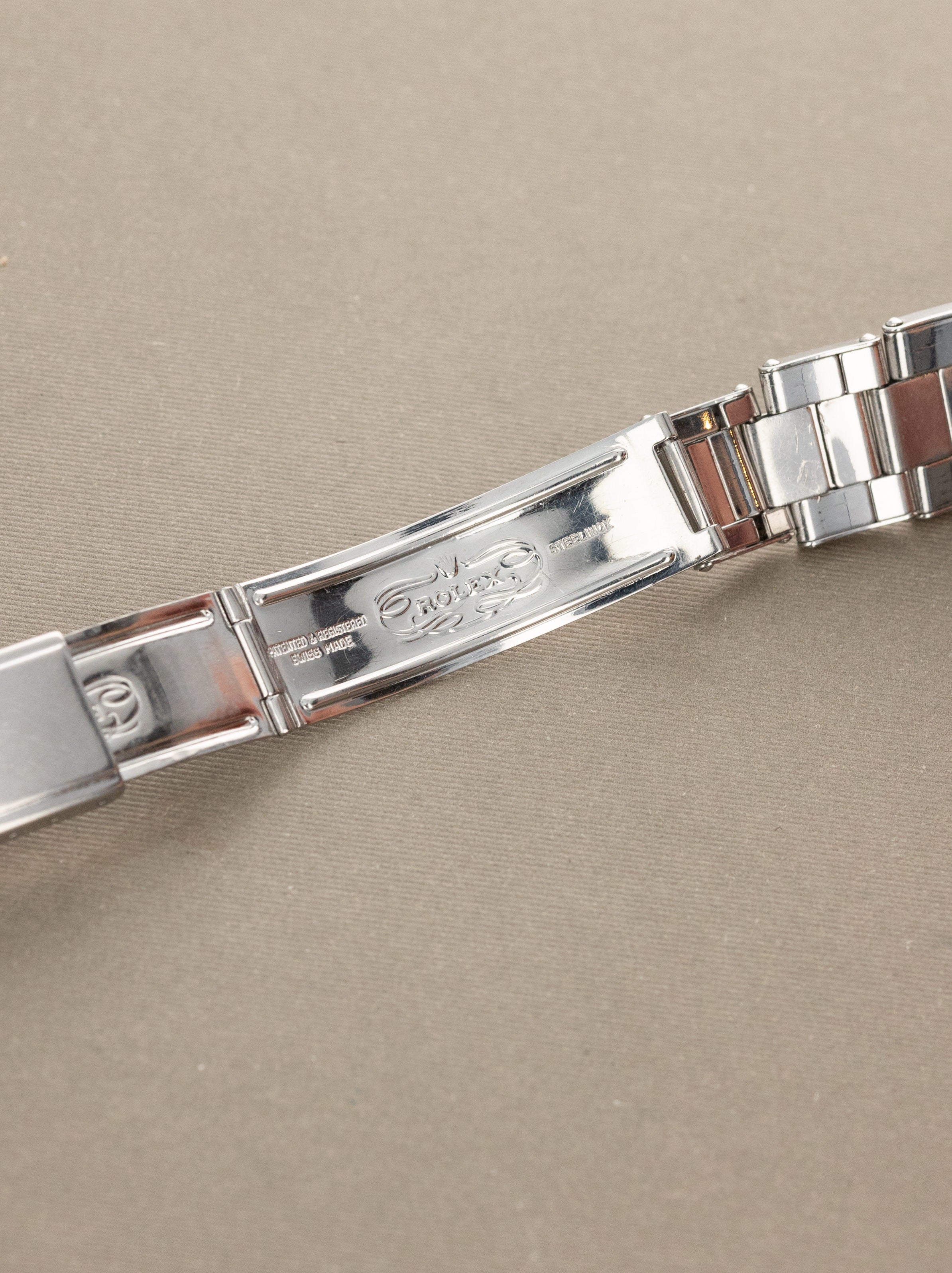 Rolex Oyster Perpetual Date Ref. 1500 - Black 'Gilt' Dial W/ Kuwait Signature Unpolished