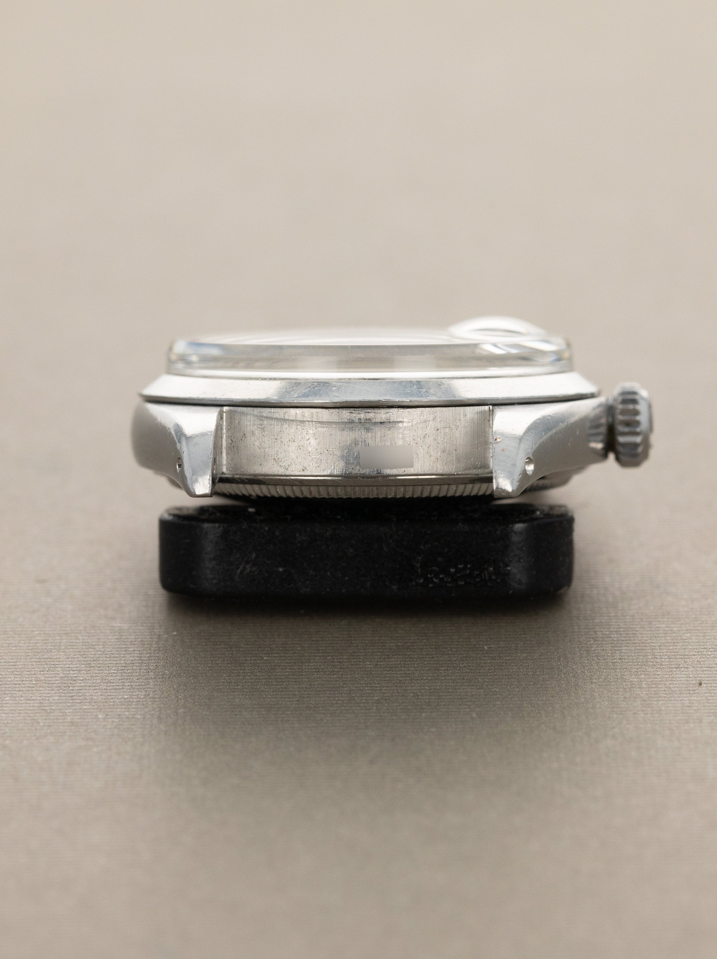 Rolex Oyster Perpetual Date Ref. 1500 - Black 'Gilt' Dial W/ Kuwait Signature Unpolished