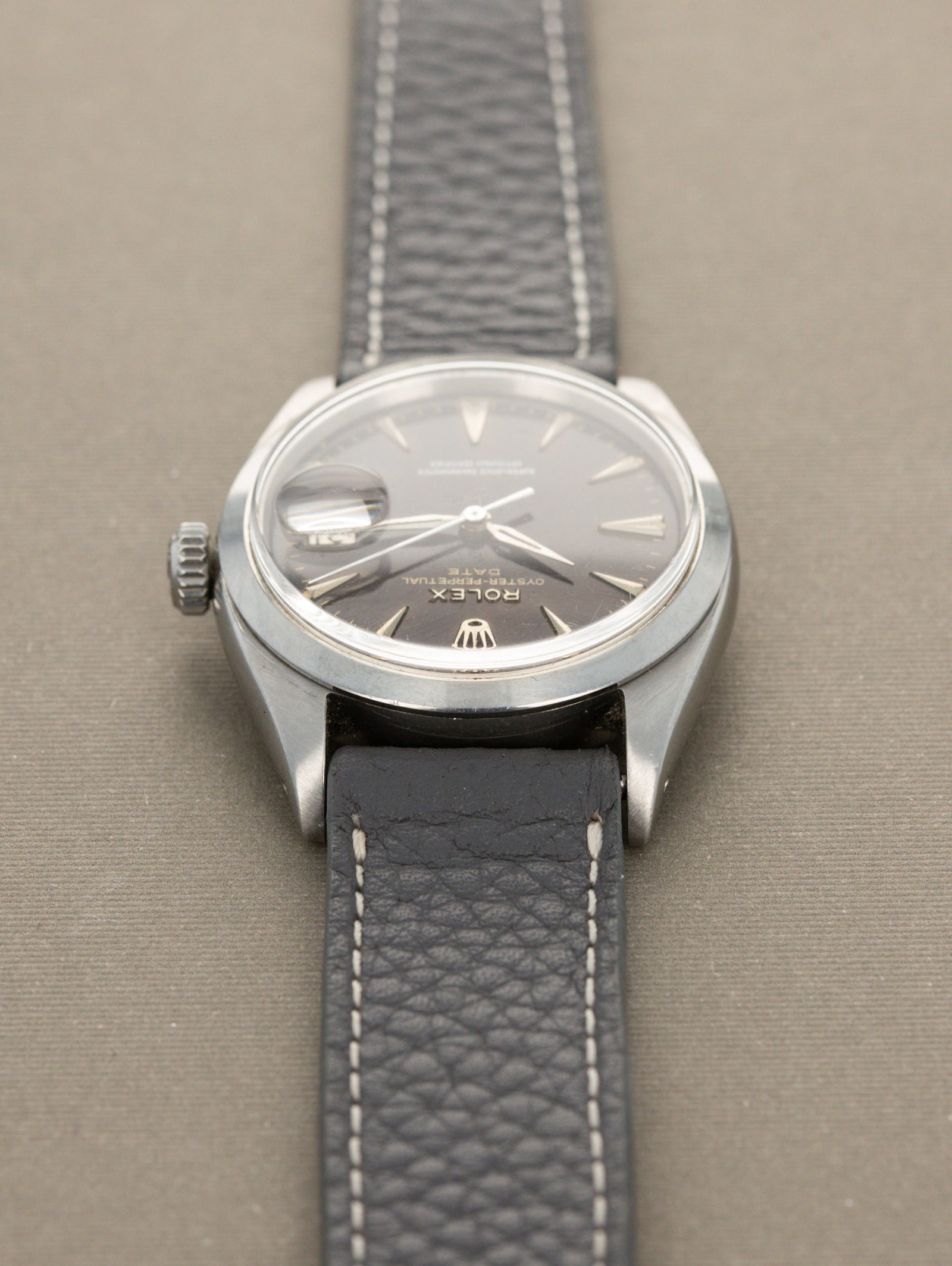 Rolex Oyster Perpetual Date Ref. 1500 - 'Tropical' Gilt Dial