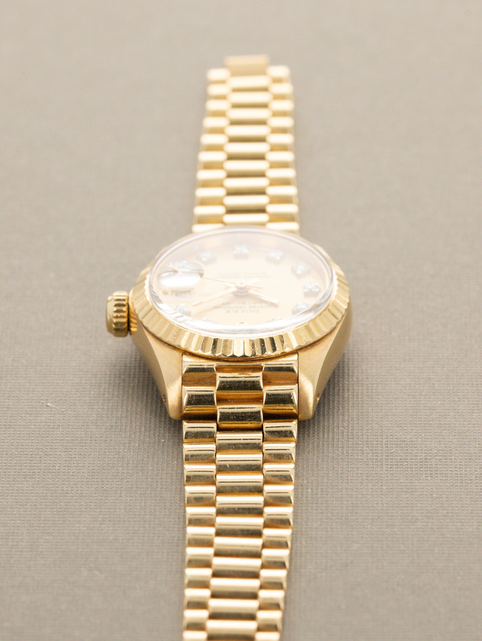 Rolex Lady Datejust Ref. 6917 - Satin Champagne Diamond Dial