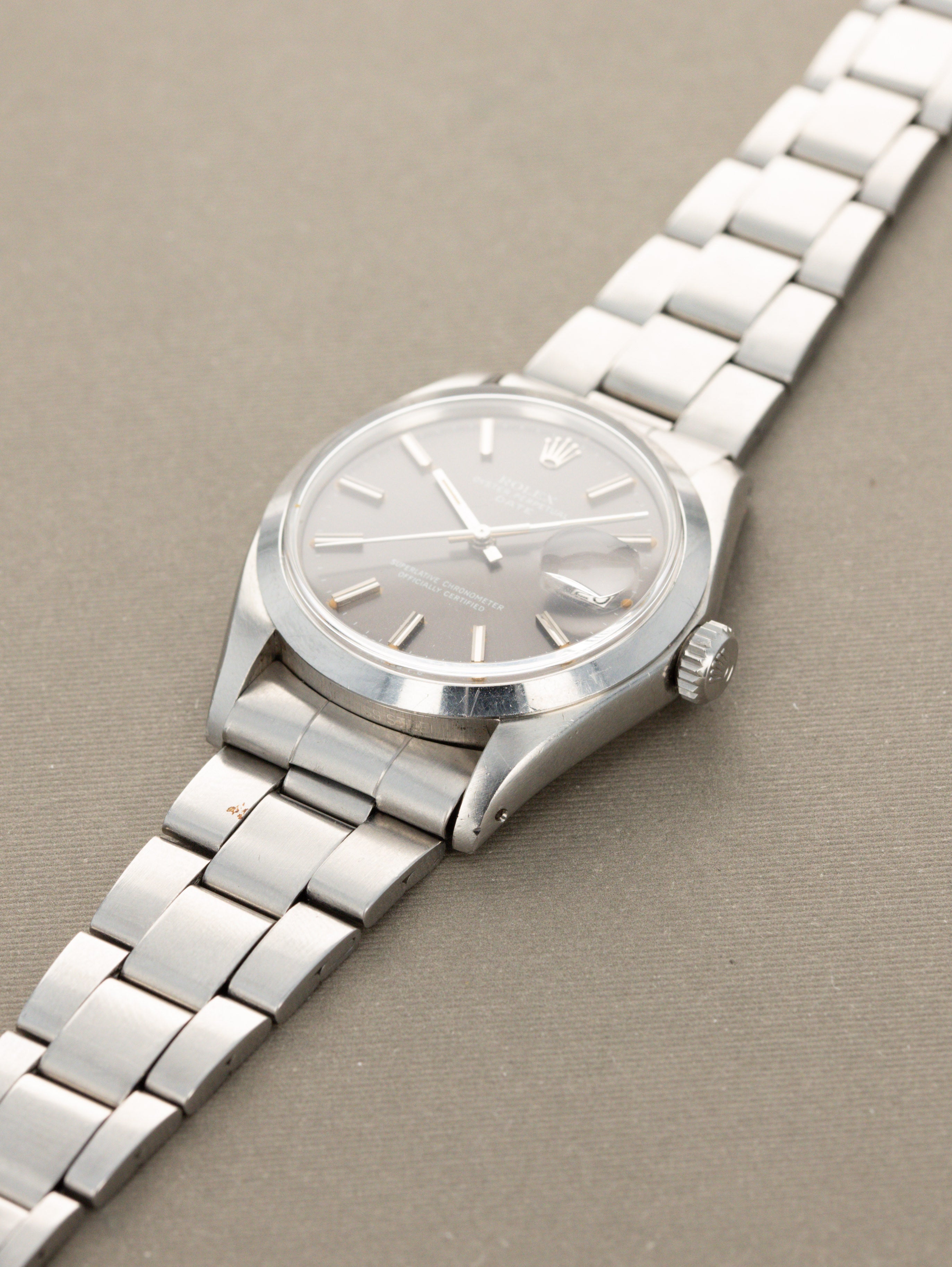 Rolex Oyster Perpetual Date Ref. 1500 - Satin Grey 'Sigma' Dial