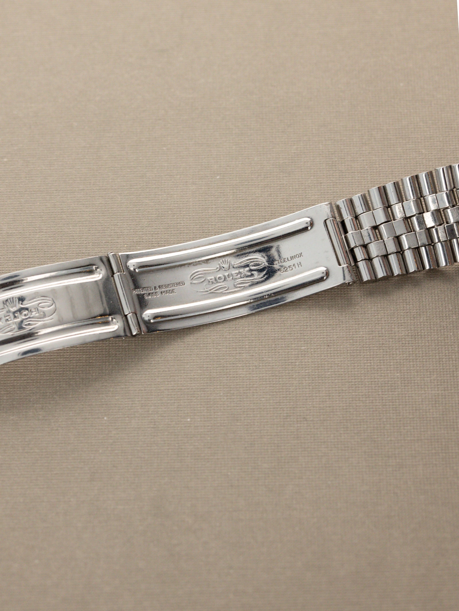 Rolex Datejust Ref. 1601 - Grey 'Satin' Dial