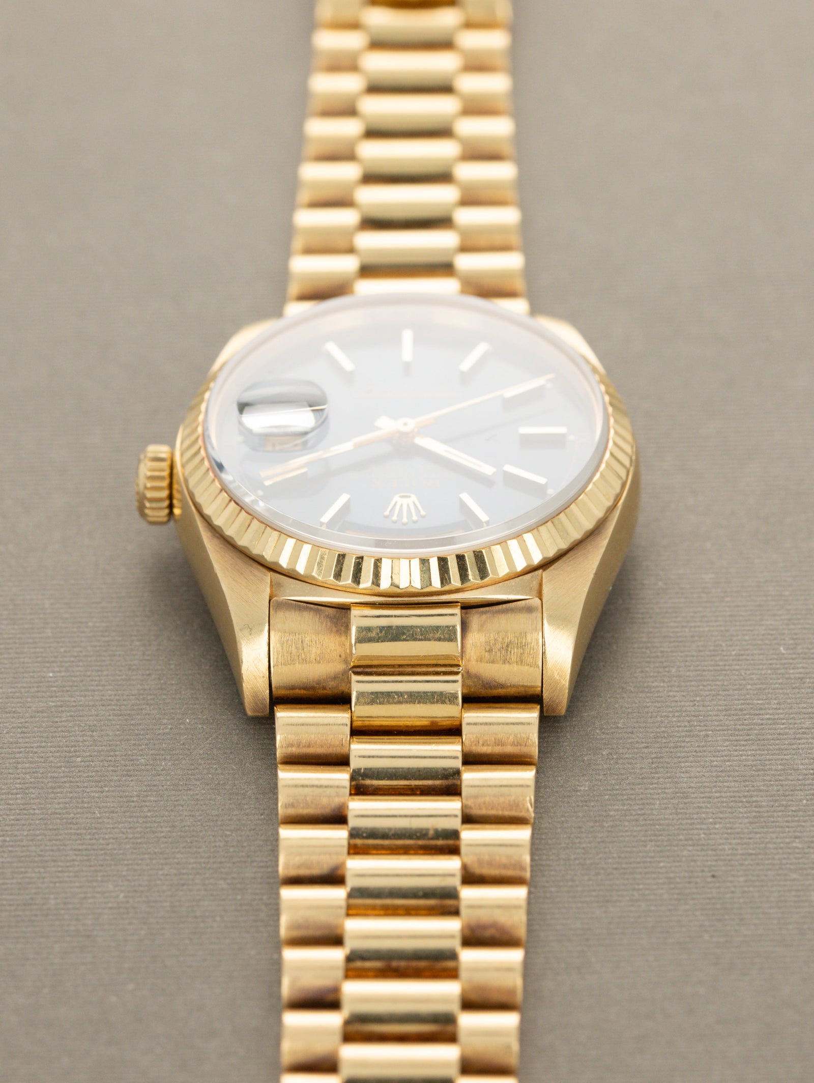 Rolex Day-Date Ref. 18038 - Navy Blue Sunburst Dial Unpolished