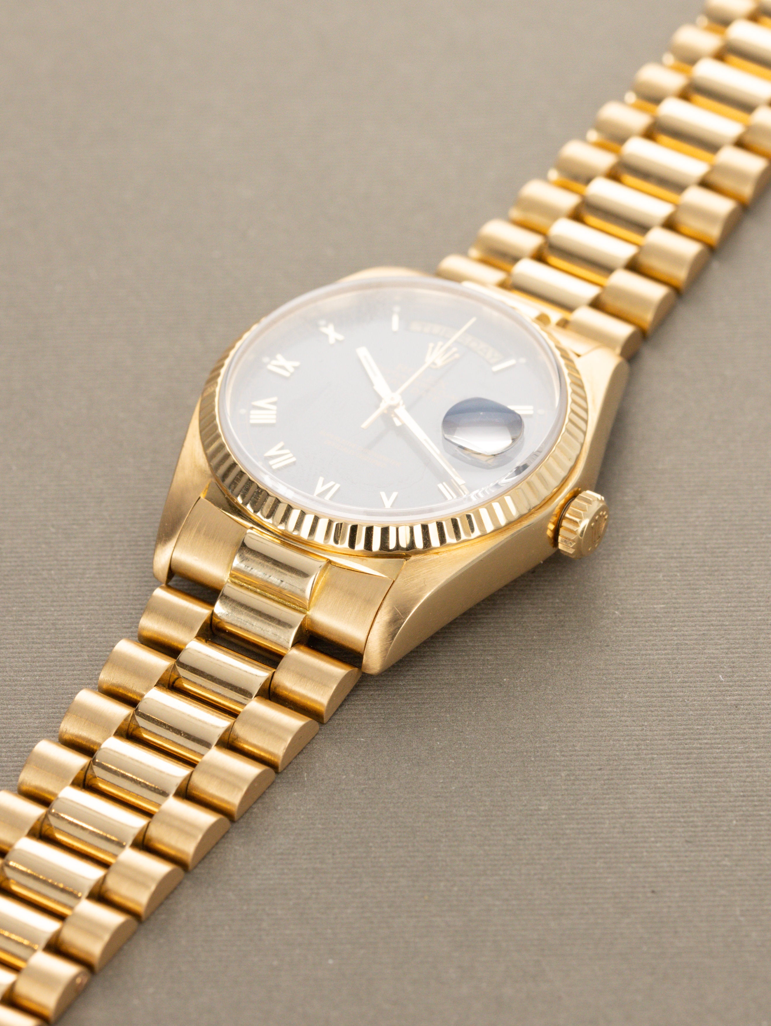 Rolex Day-Date Ref. 18038 - Blue 'Roman' Dial With Papers