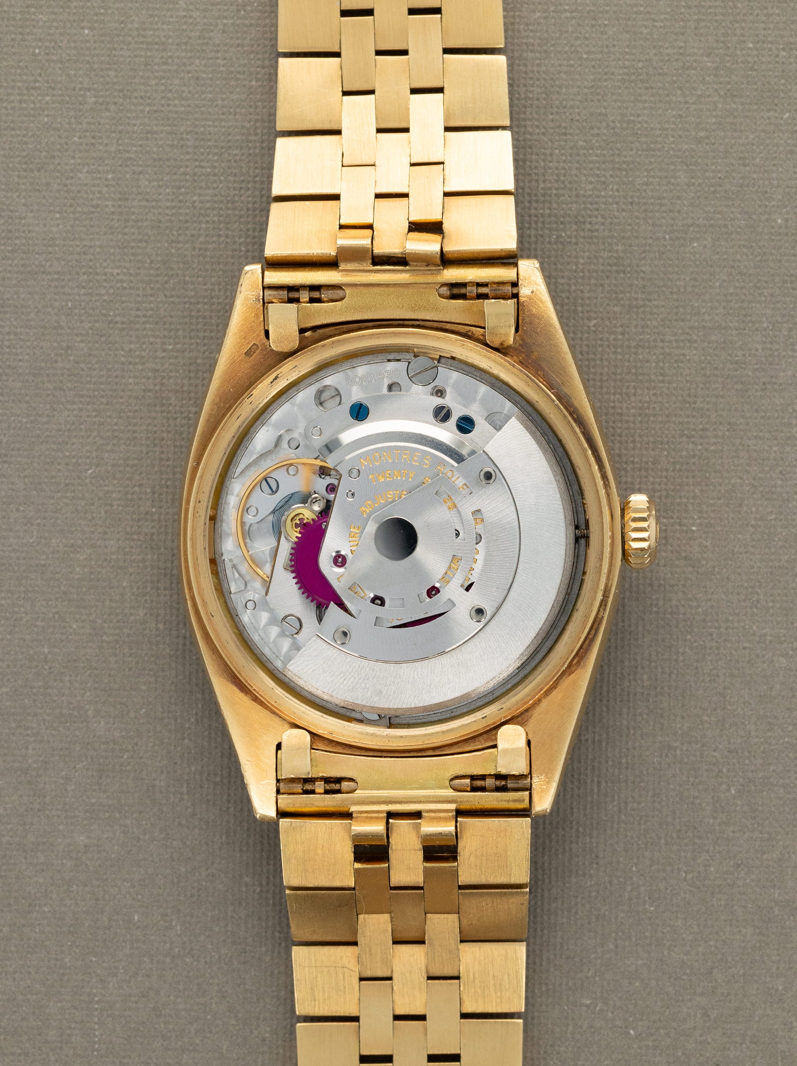 Rolex Day-Date Ref. 1802 - Sunburst Champagne Dial Unpolished