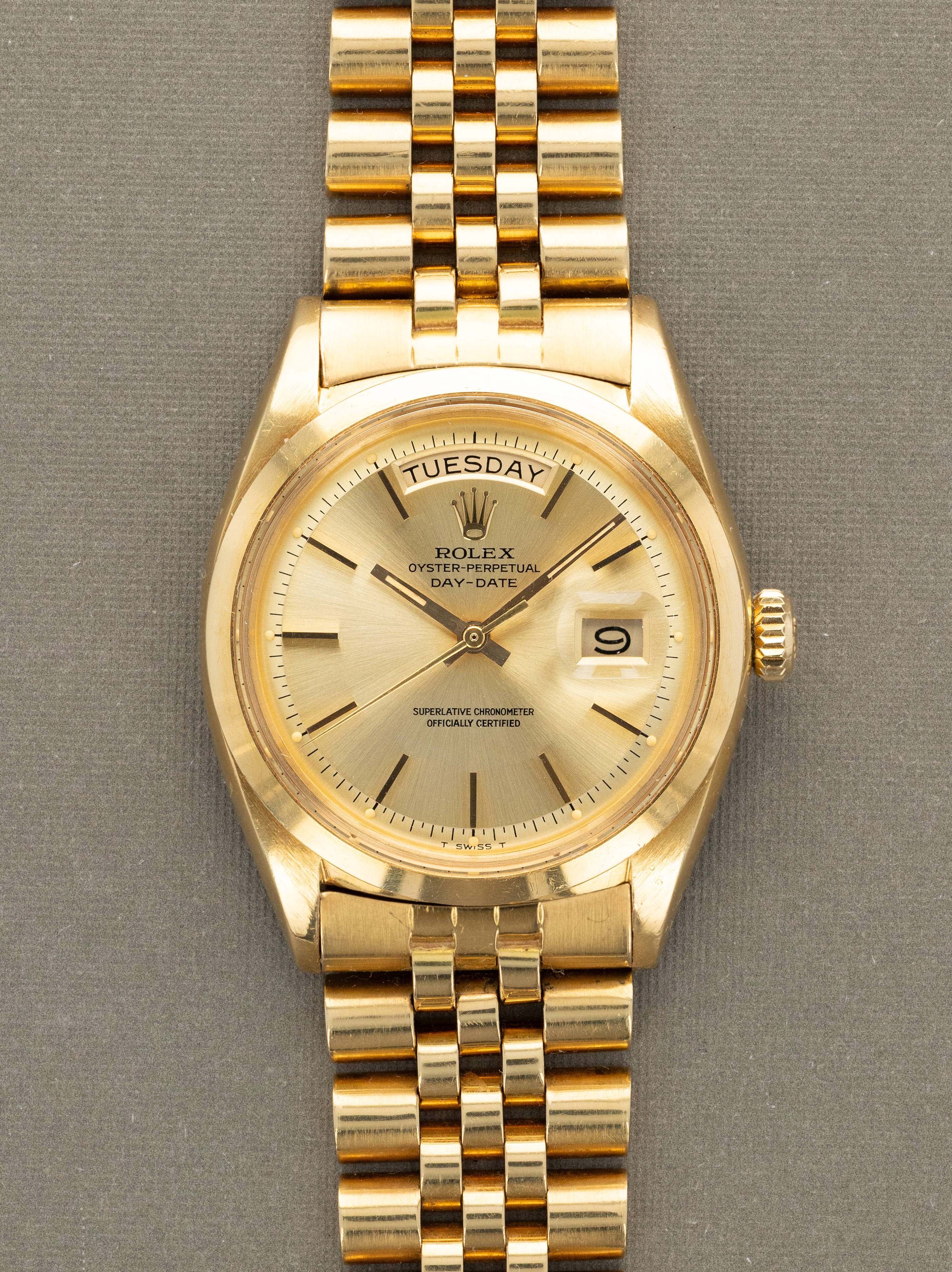 Rolex Day-Date Ref. 1802 - Sunburst Champagne Dial Unpolished