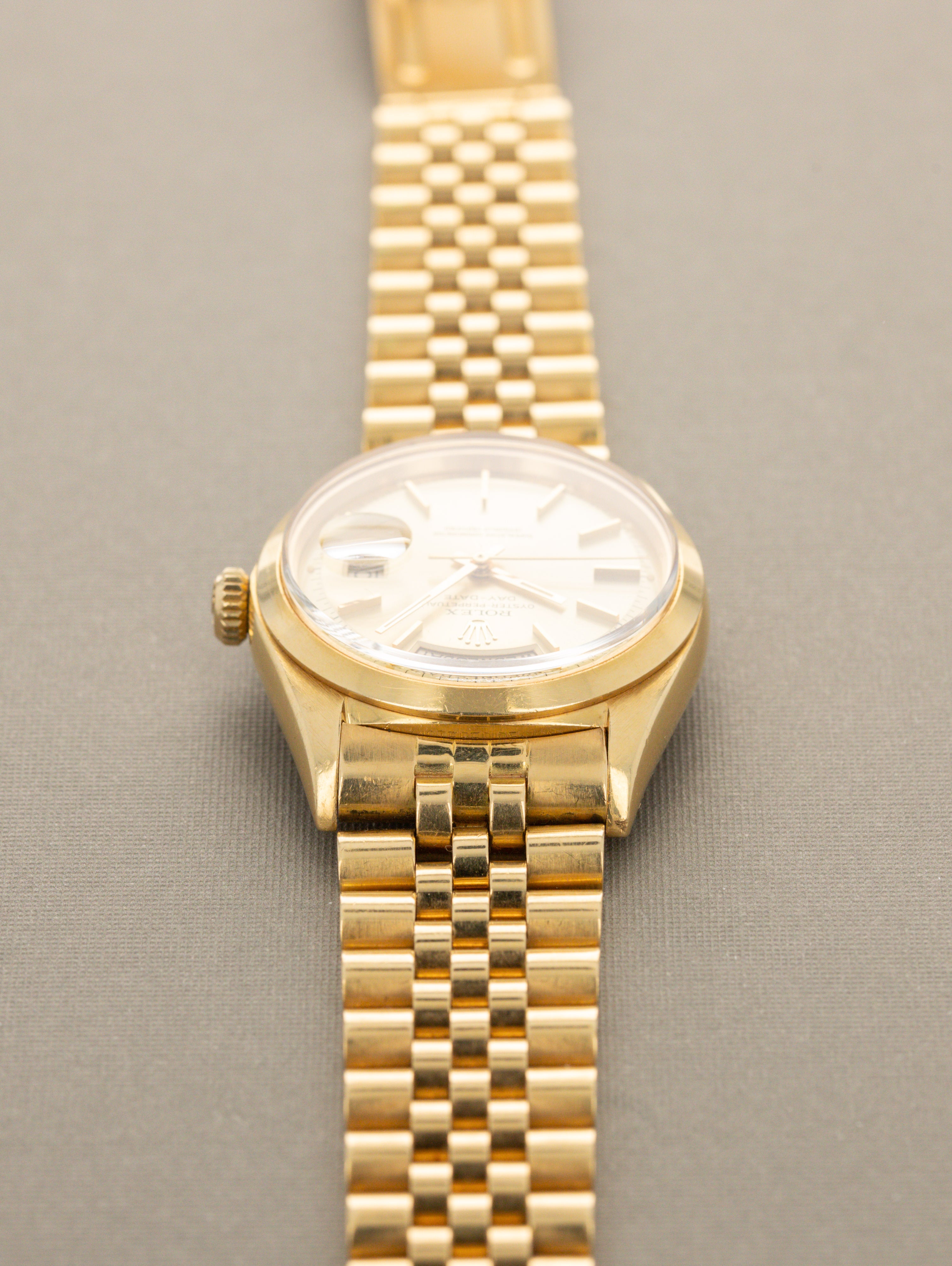 Rolex Day-Date Ref. 1802 - Sunburst Champagne Dial Unpolished