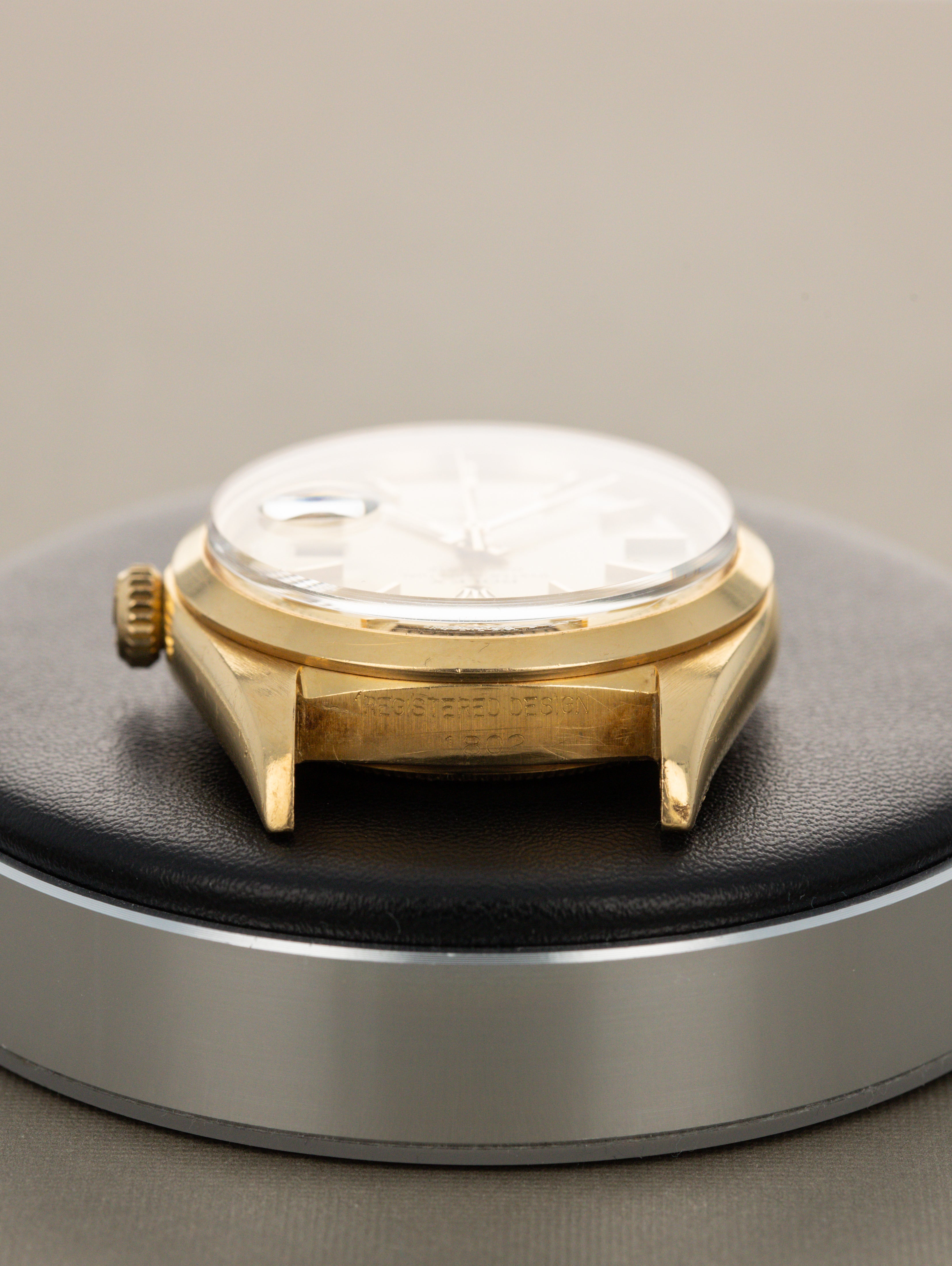 Rolex Day-Date Ref. 1802 - Sunburst Champagne Dial Unpolished