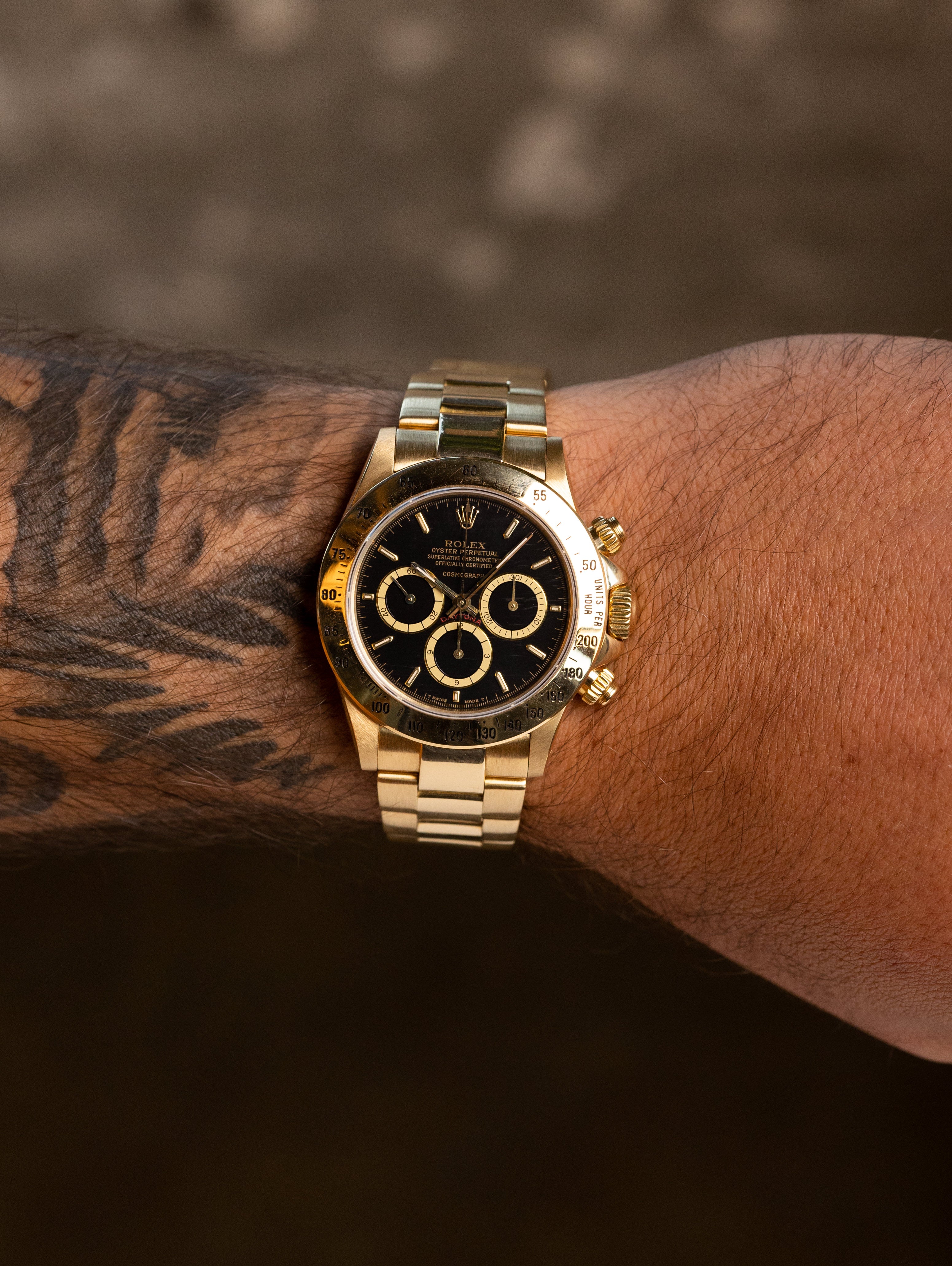 Rolex Daytona Ref. 16528 'Zenith' - Black 'Floating Cosmograph' Dial R-Series